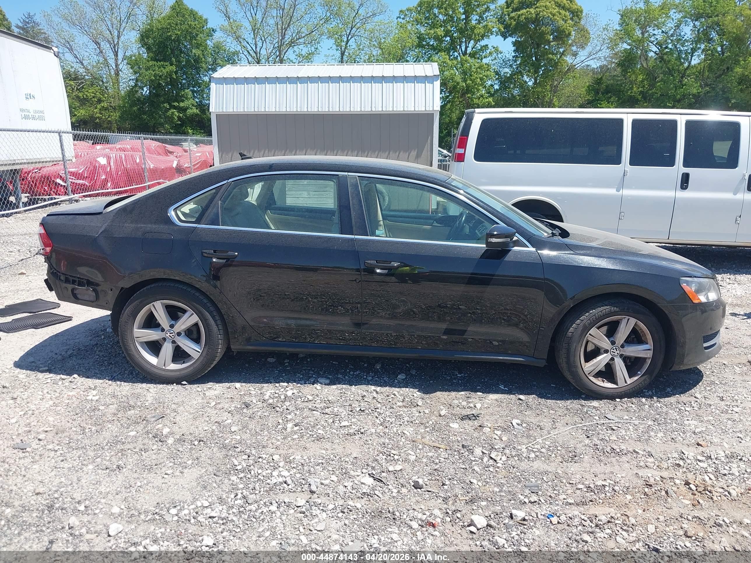 2014 Volkswagen Passat 2.5l Se Черный vin: 1VWBH7A32EC017288
