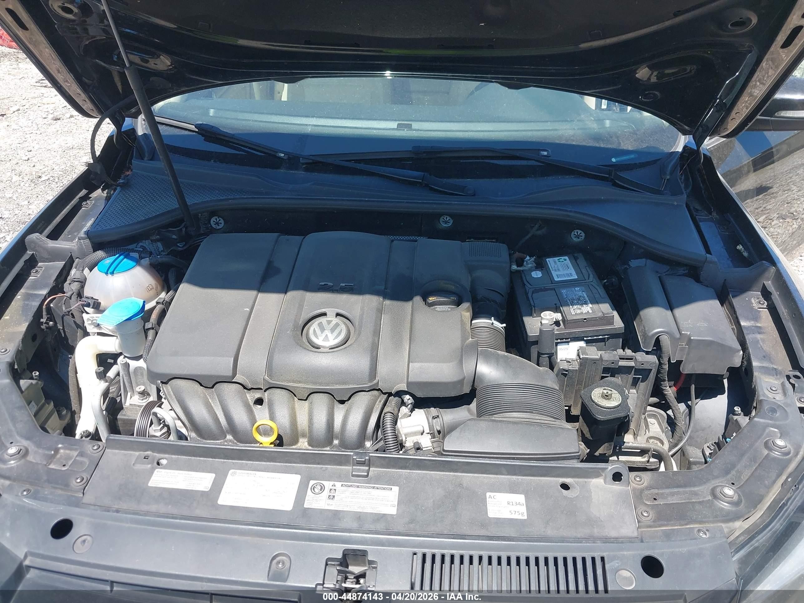 2014 Volkswagen Passat 2.5l Se Черный vin: 1VWBH7A32EC017288