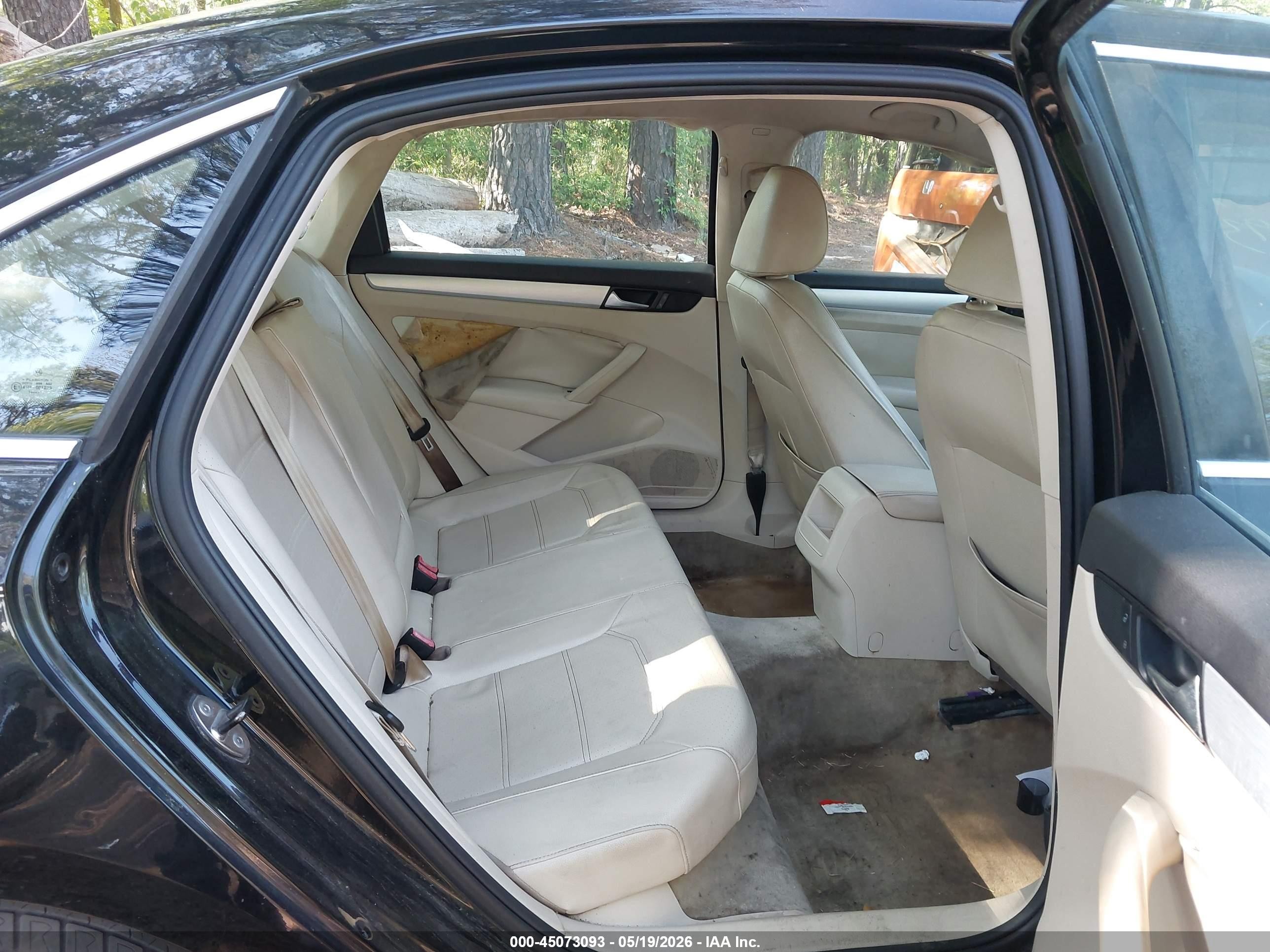 2012 Volkswagen Passat 2.5l Se Black vin: 1VWBH7A33CC019175
