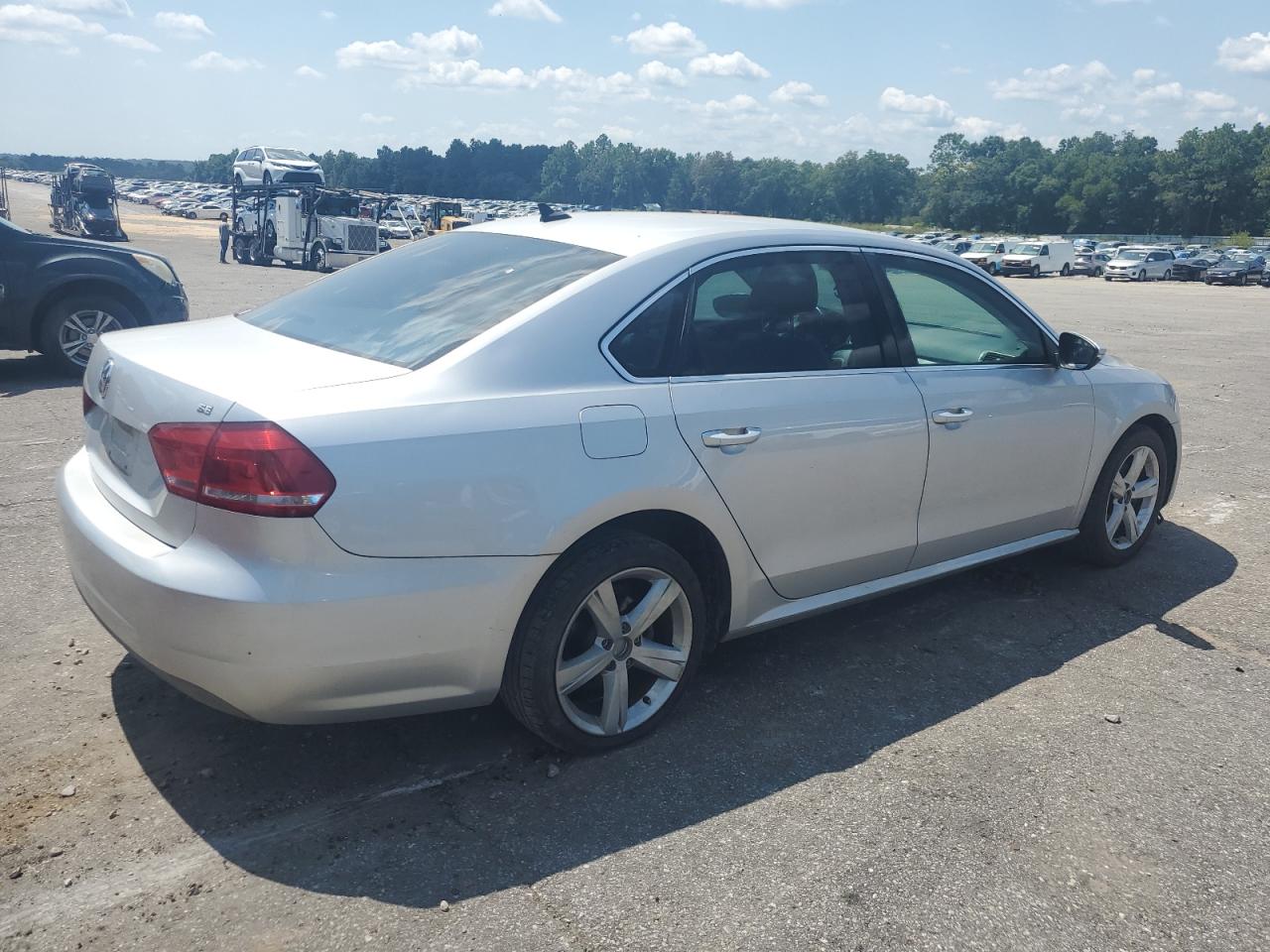 2012 Volkswagen Passat Se Silver vin: 1VWBH7A33CC043718