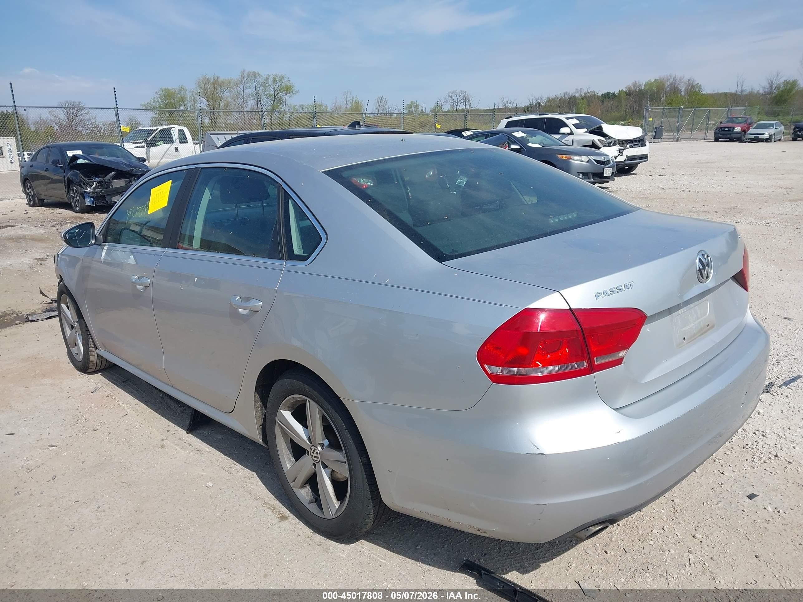 2012 Volkswagen Passat 2.5l Se Silver vin: 1VWBH7A33CC056212