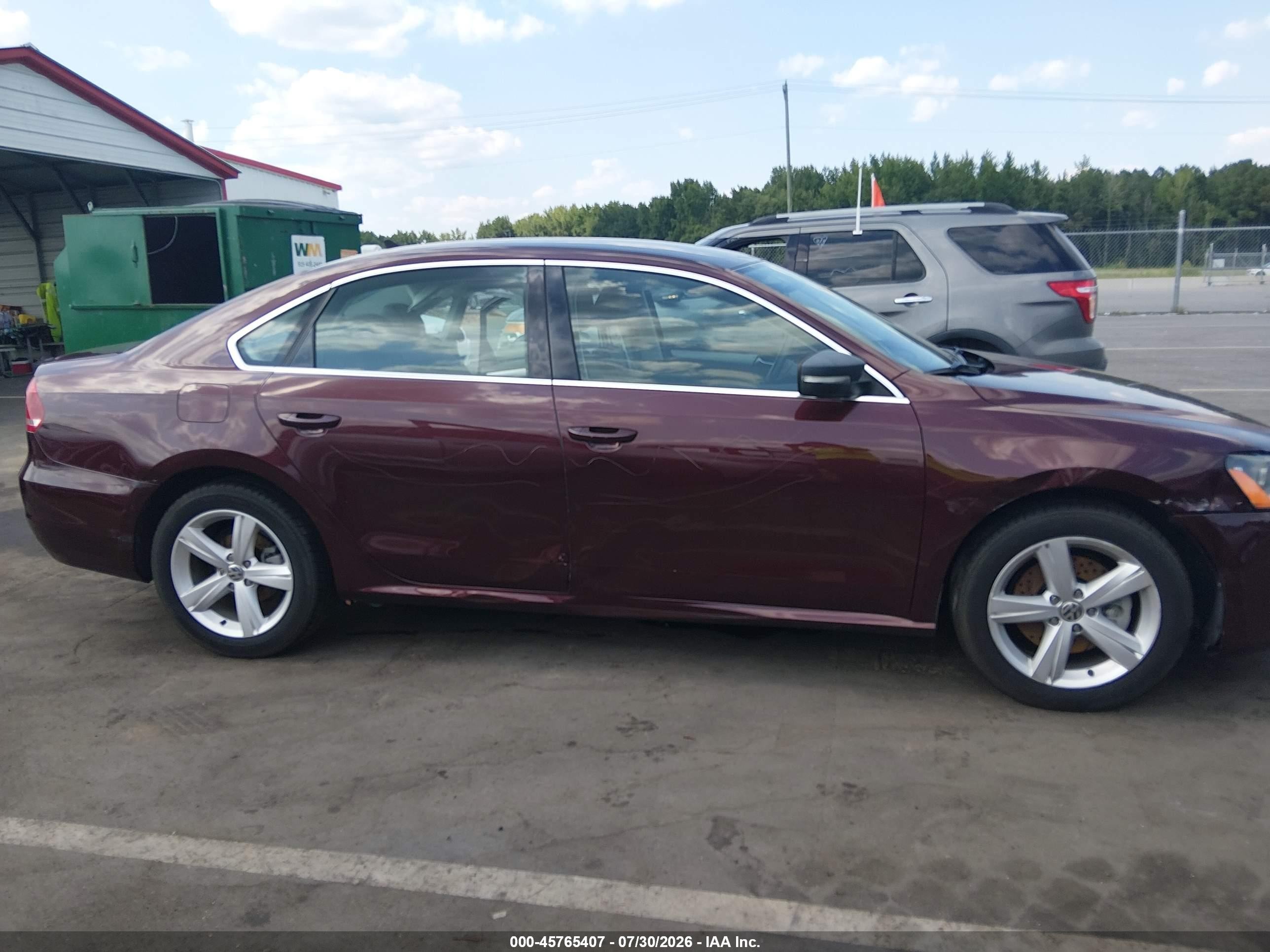 2012 Volkswagen Passat 2.5l Se Burgundy vin: 1VWBH7A33CC092546