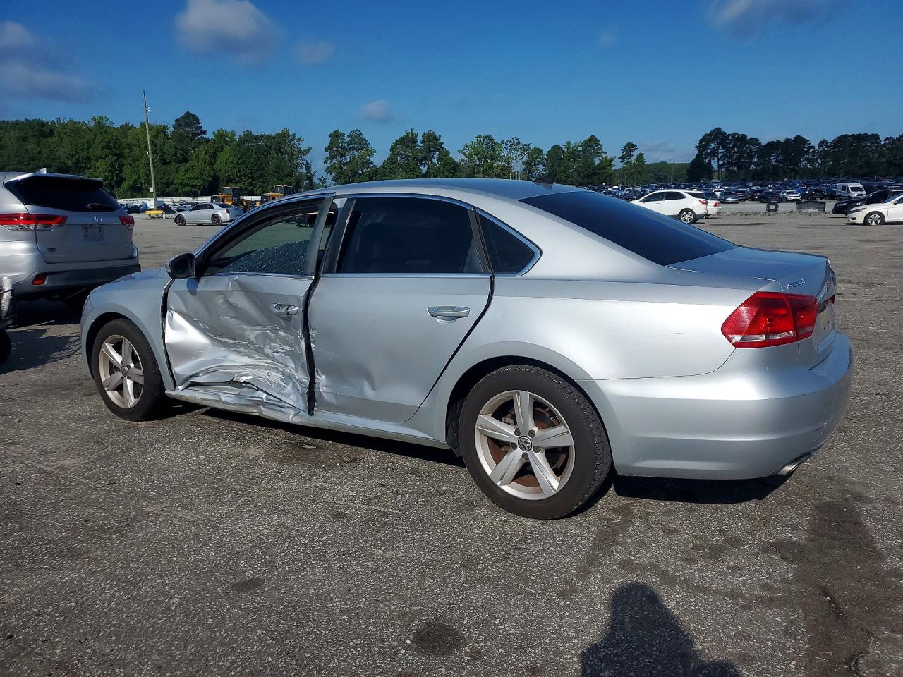 2012 Volkswagen Passat Se Серебряный vin: 1VWBH7A33CC106090