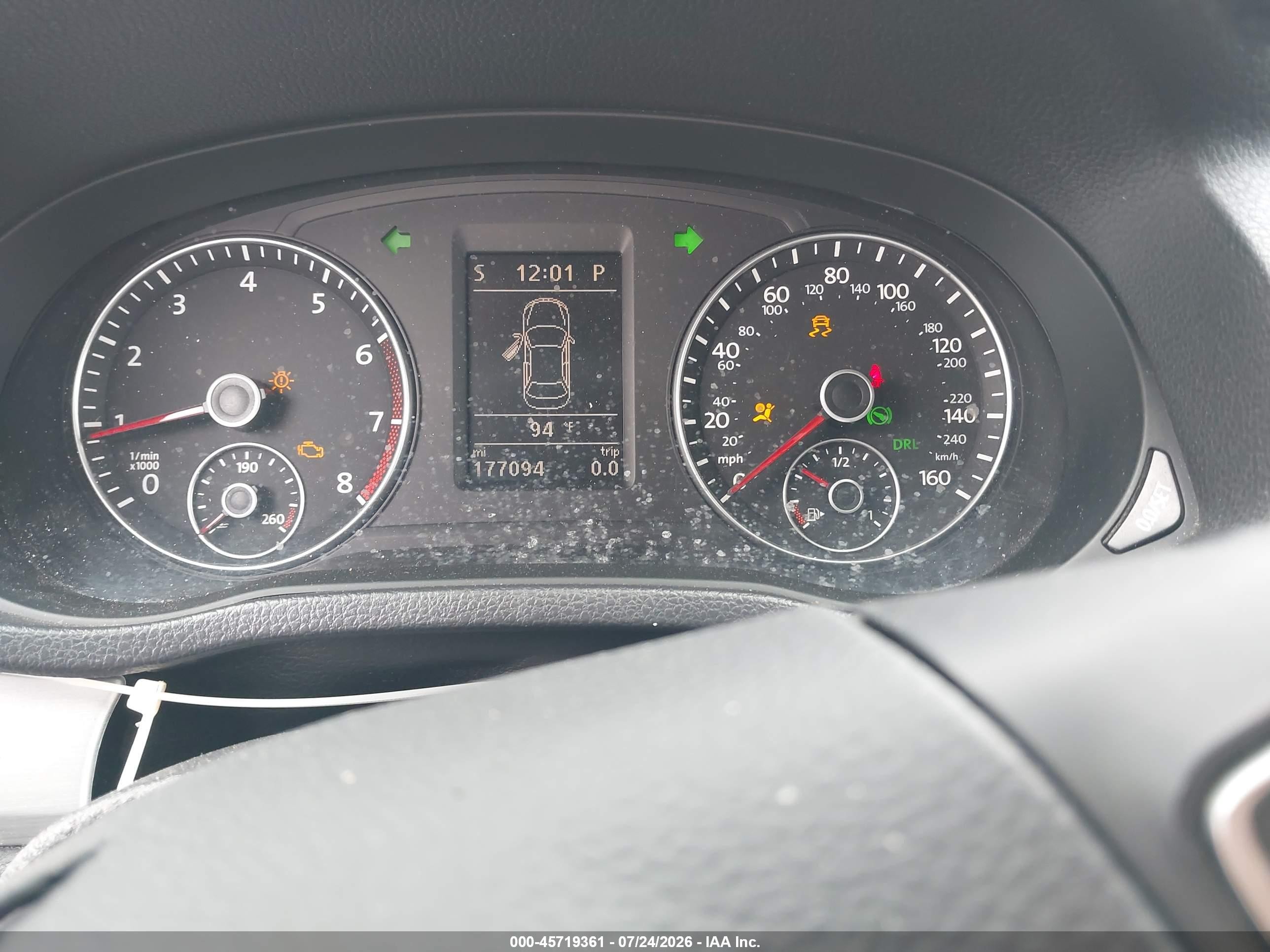 2013 Volkswagen Passat 2.5l Se White vin: 1VWBH7A33DC003527