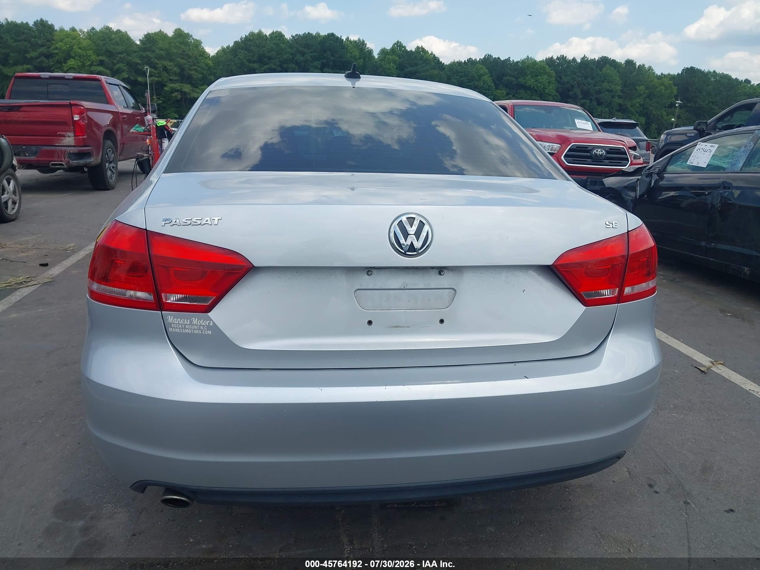 2013 Volkswagen Passat 2.5l Se Серебряный vin: 1VWBH7A33DC006041