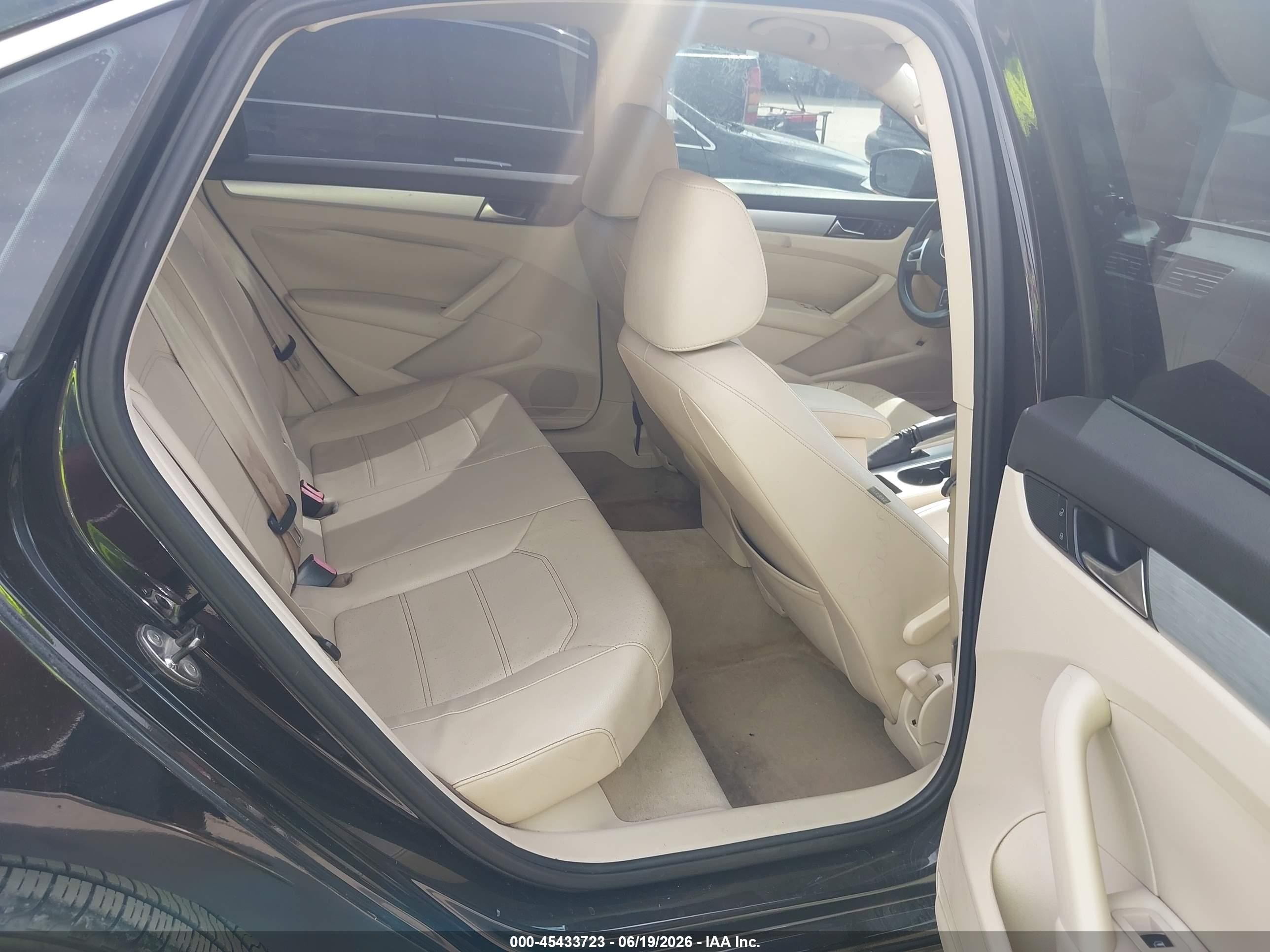 2013 Volkswagen Passat 2.5l Se Черный vin: 1VWBH7A33DC052582