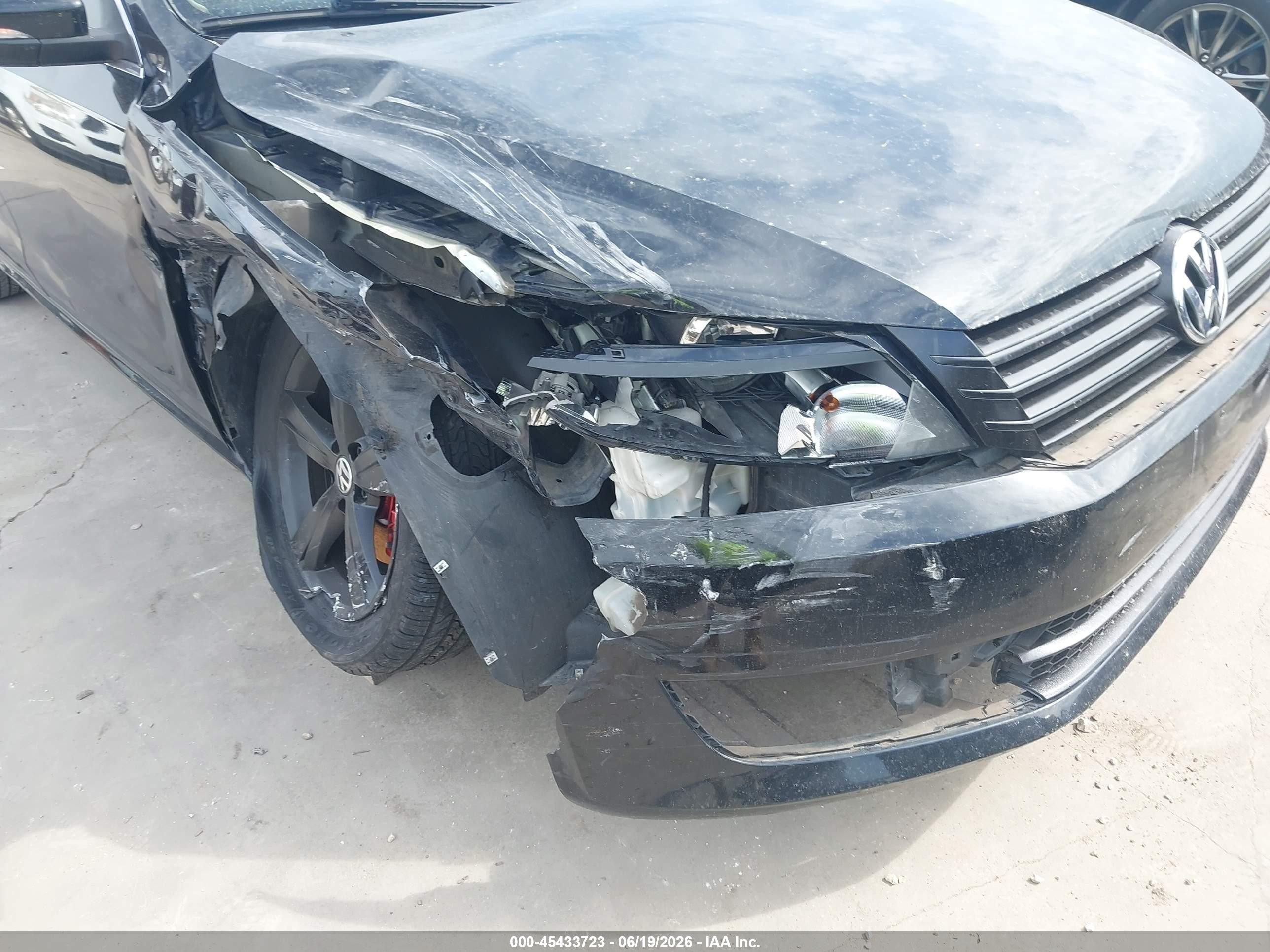 2013 Volkswagen Passat 2.5l Se Черный vin: 1VWBH7A33DC052582
