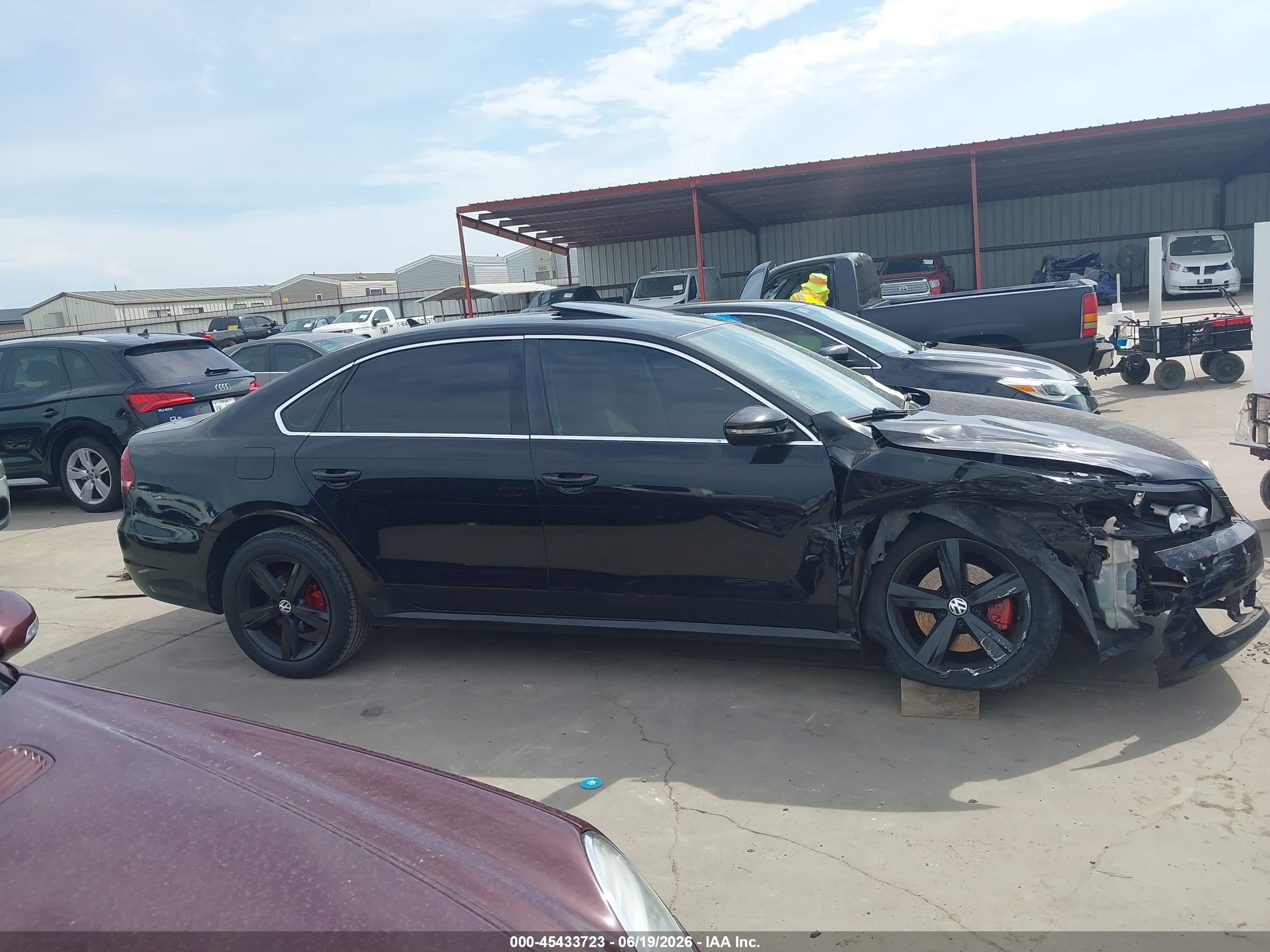 2013 Volkswagen Passat 2.5l Se Черный vin: 1VWBH7A33DC052582