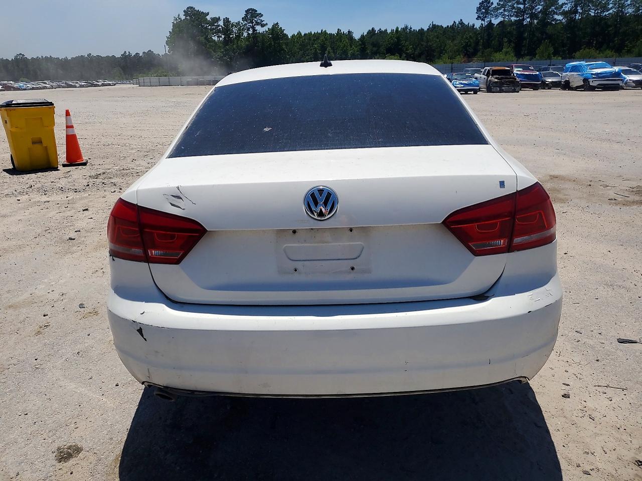 2013 Volkswagen Passat Se White vin: 1VWBH7A33DC065347