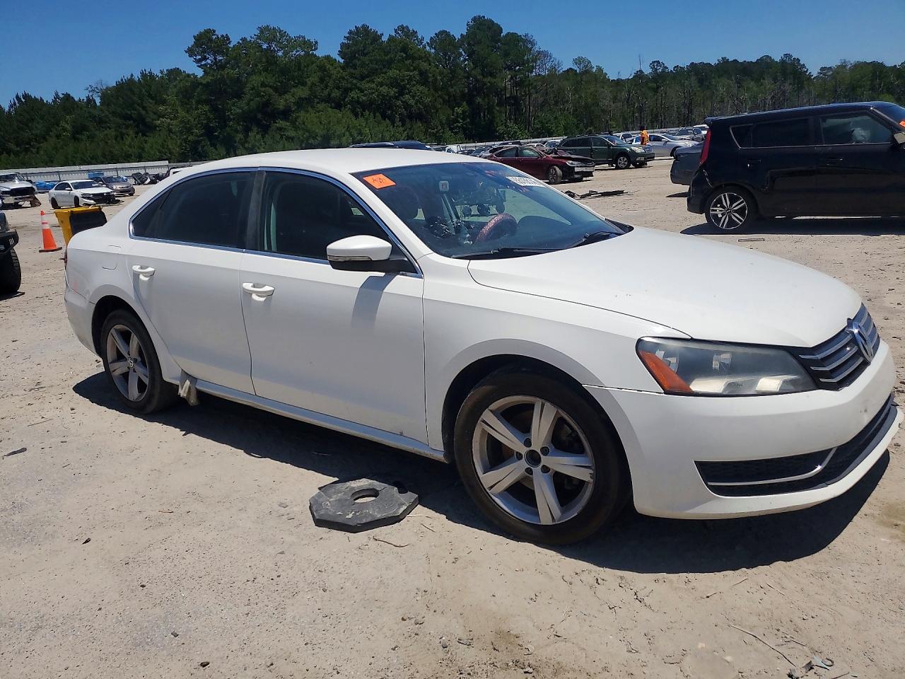 2013 Volkswagen Passat Se White vin: 1VWBH7A33DC065347