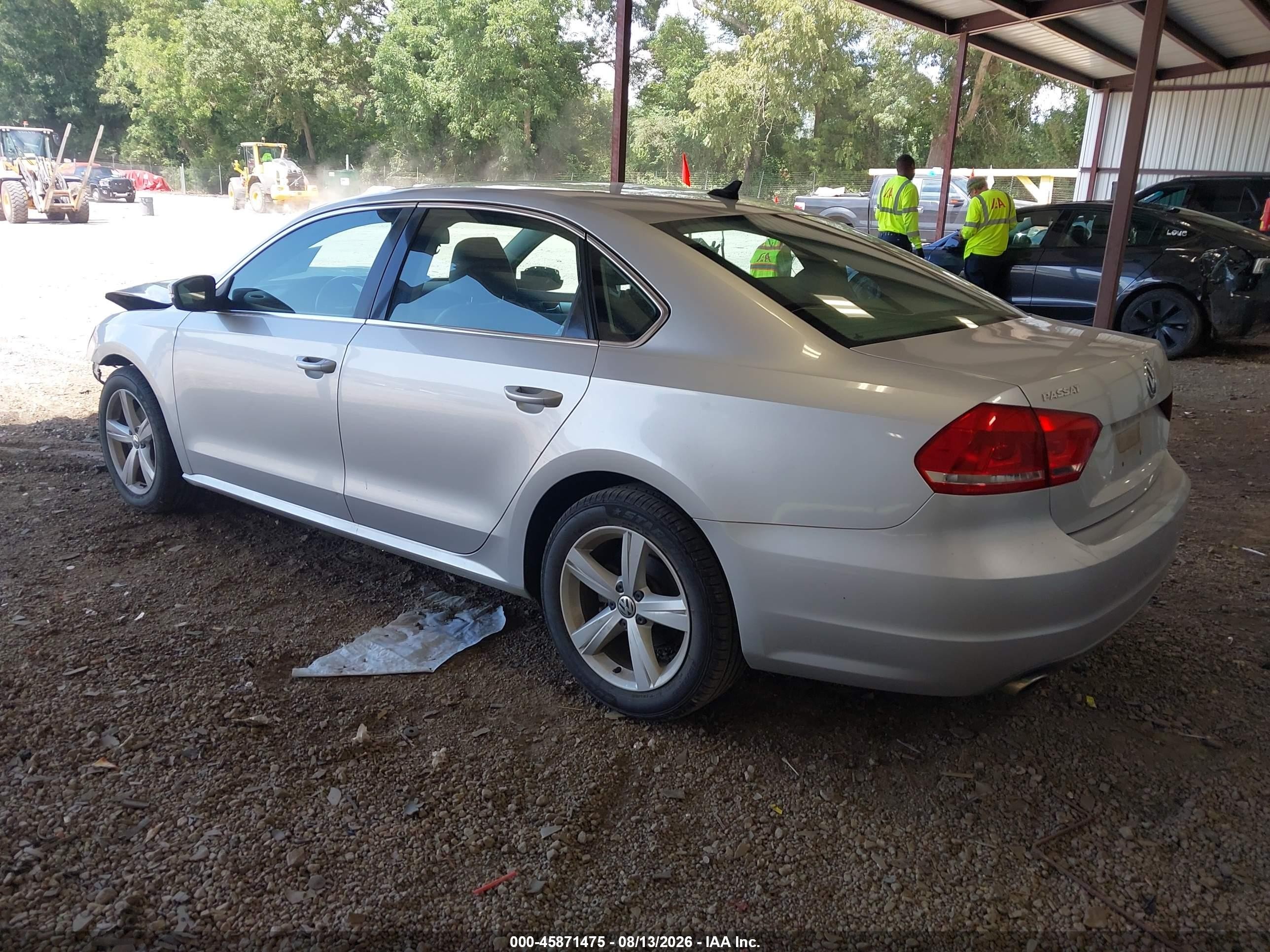 2013 Volkswagen Passat 2.5l Se Silver vin: 1VWBH7A33DC087364