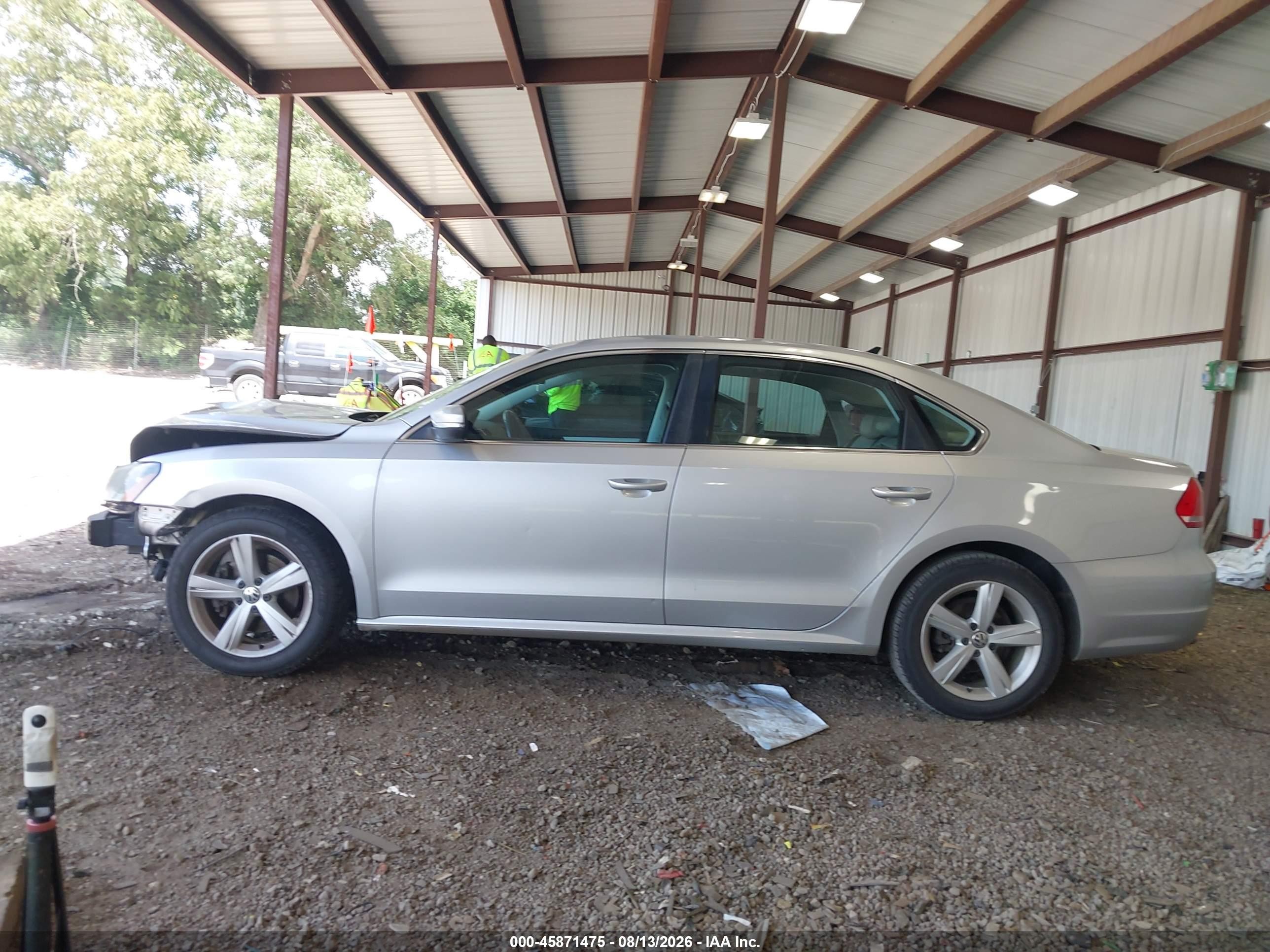 2013 Volkswagen Passat 2.5l Se Silver vin: 1VWBH7A33DC087364