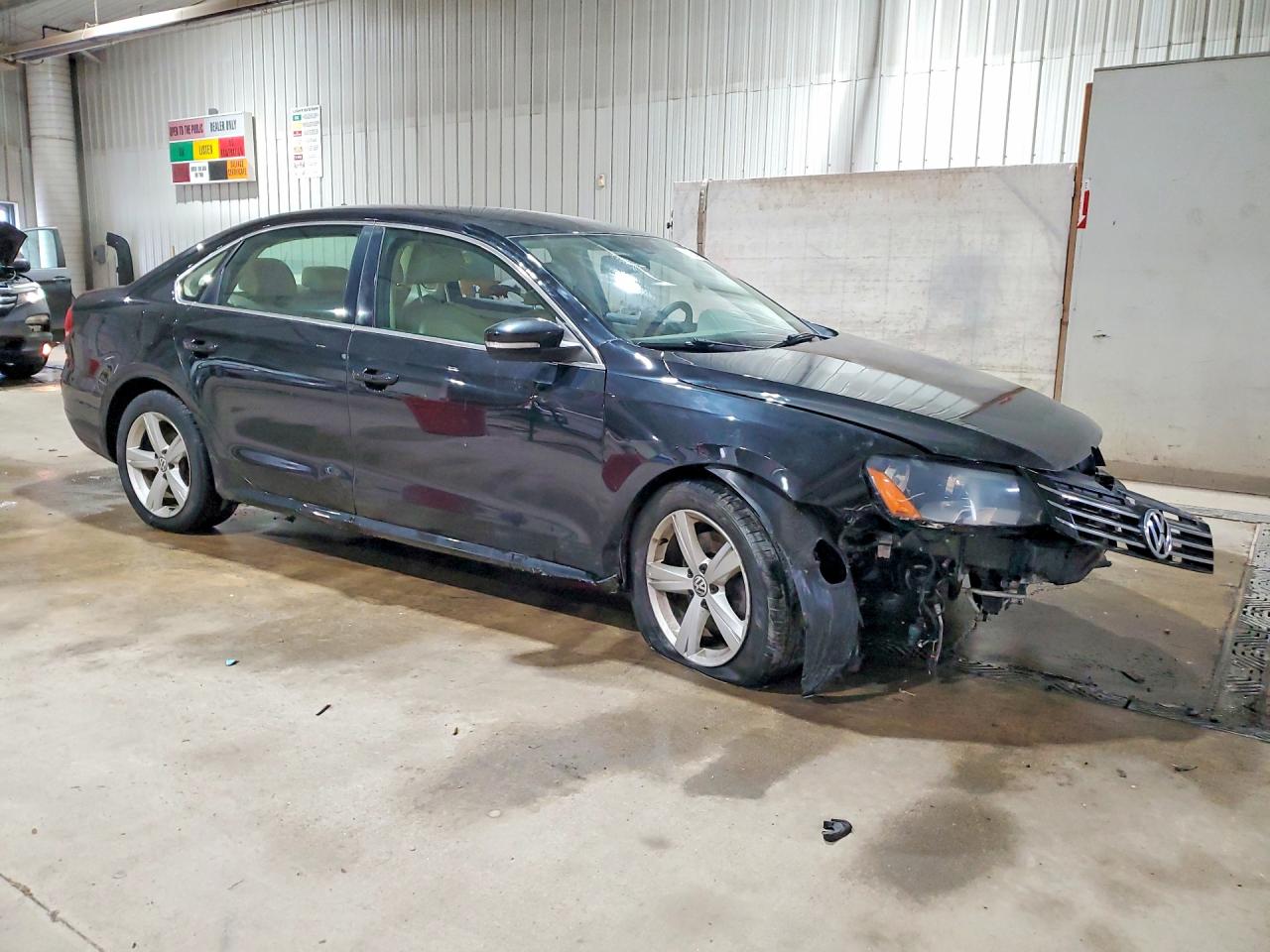 2012 Volkswagen Passat Se Black vin: 1VWBH7A34CC046157