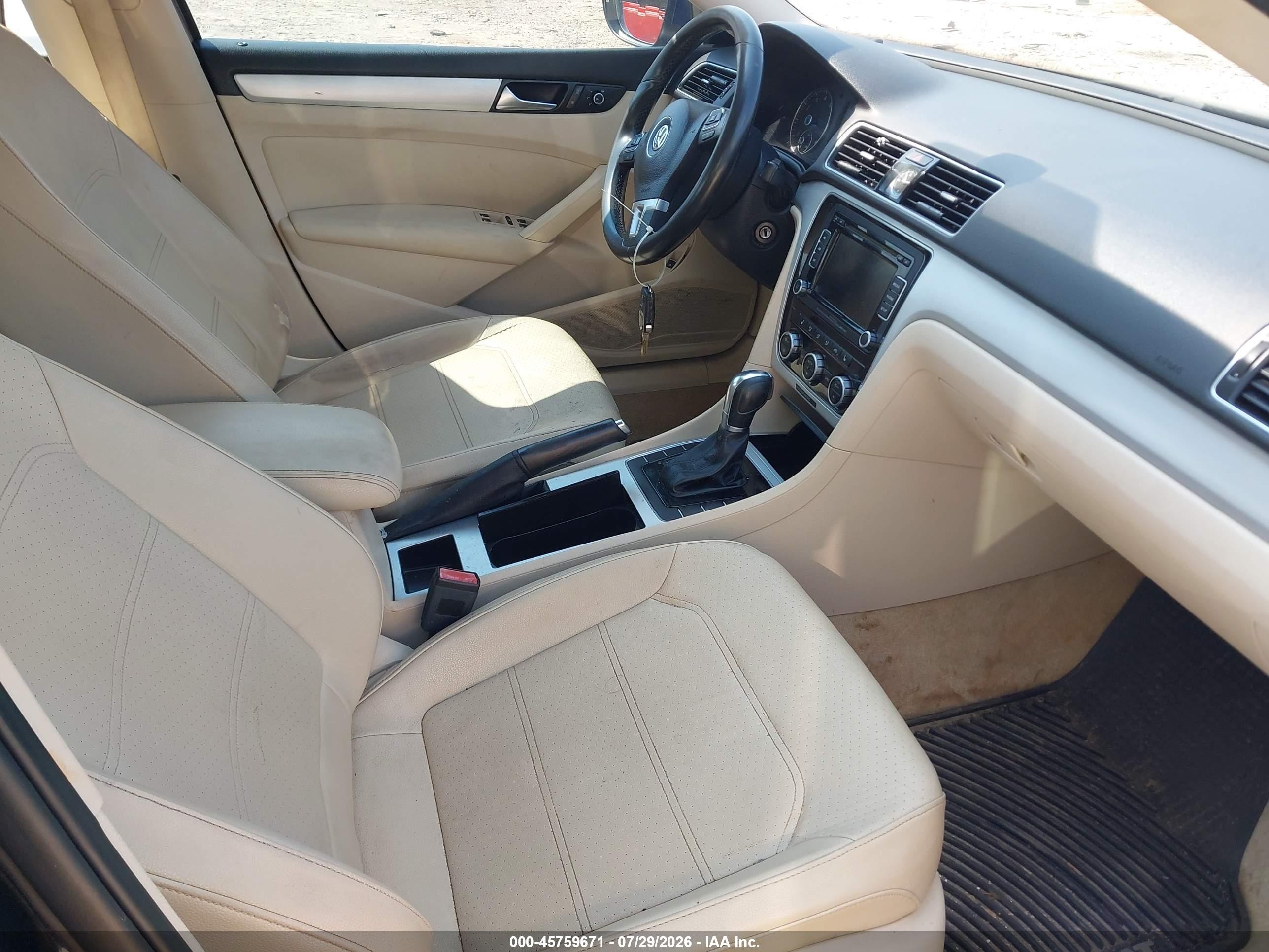 2012 Volkswagen Passat 2.5l Se Dark Blue vin: 1VWBH7A34CC069342