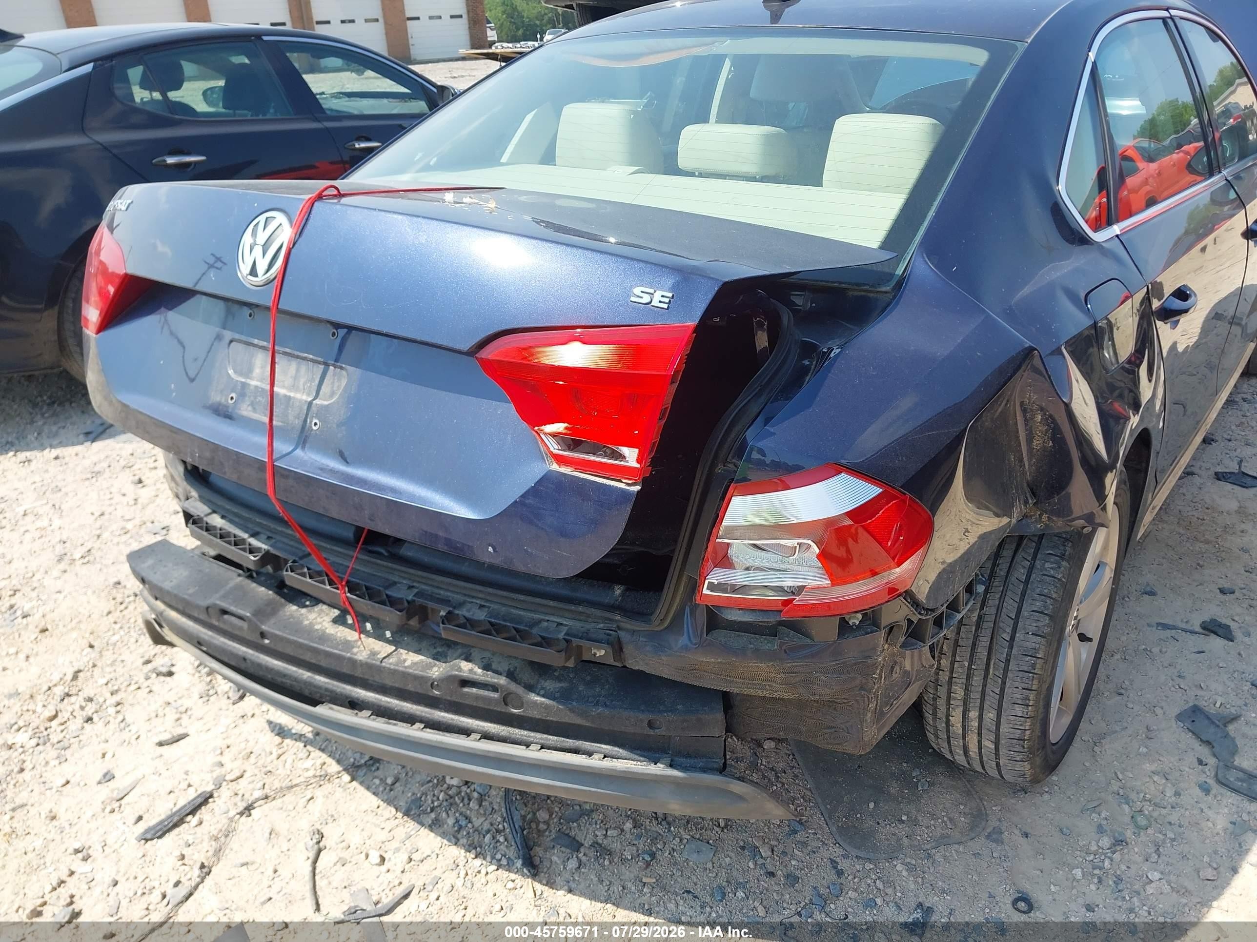 2012 Volkswagen Passat 2.5l Se Dark Blue vin: 1VWBH7A34CC069342