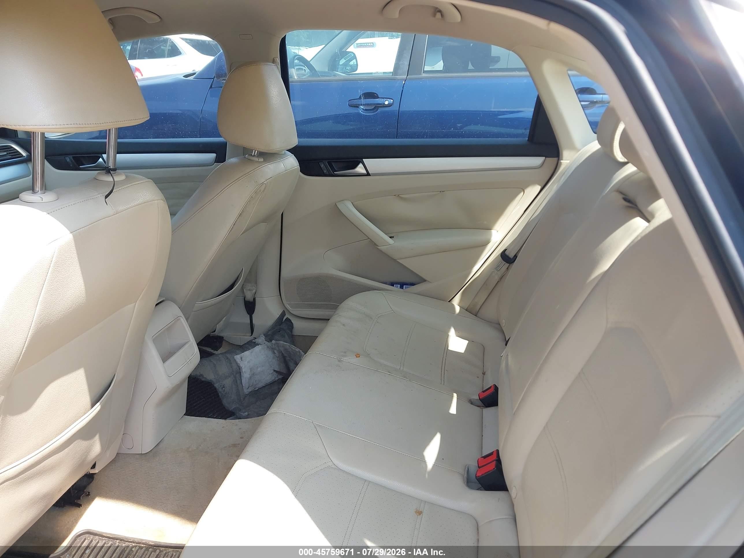 2012 Volkswagen Passat 2.5l Se Dark Blue vin: 1VWBH7A34CC069342