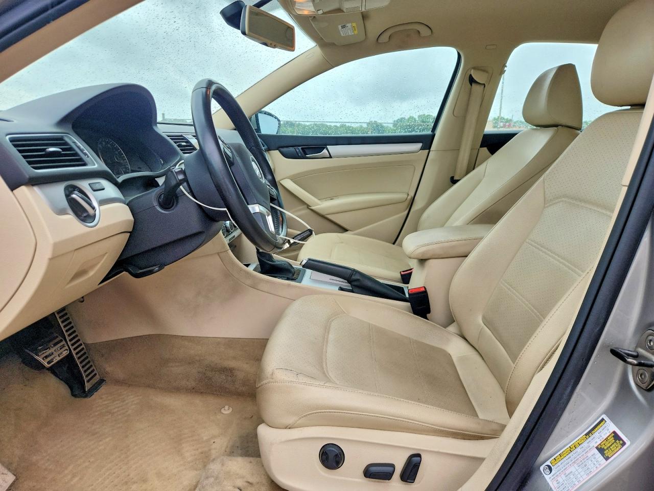 2012 Volkswagen Passat Se Серебряный vin: 1VWBH7A34CC102548