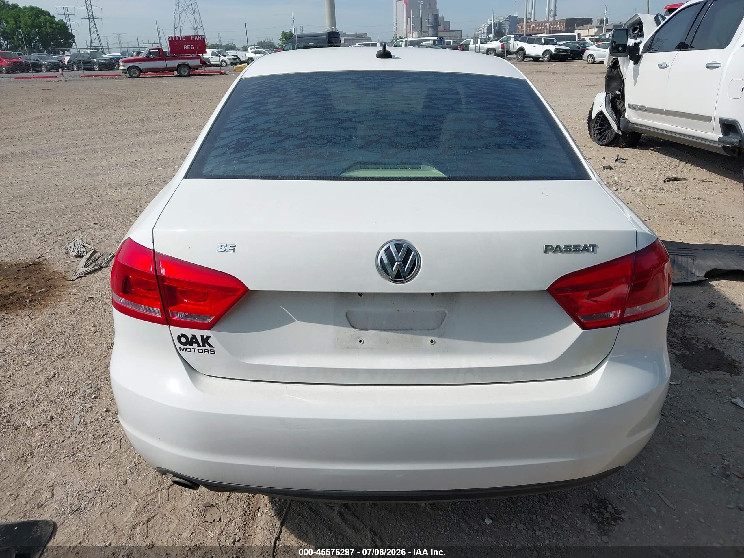 2013 Volkswagen Passat 2.5l Se White vin: 1VWBH7A34DC071075