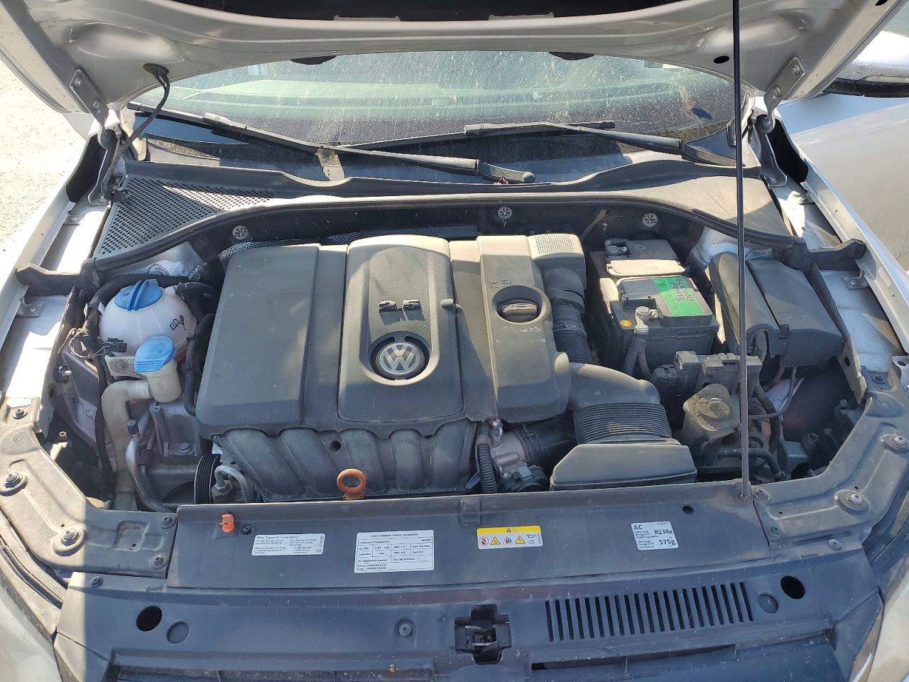 2012 Volkswagen Passat Se Серебряный vin: 1VWBH7A35CC026208