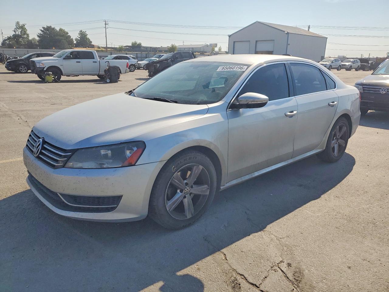 2012 Volkswagen Passat Se Серебряный vin: 1VWBH7A35CC026208