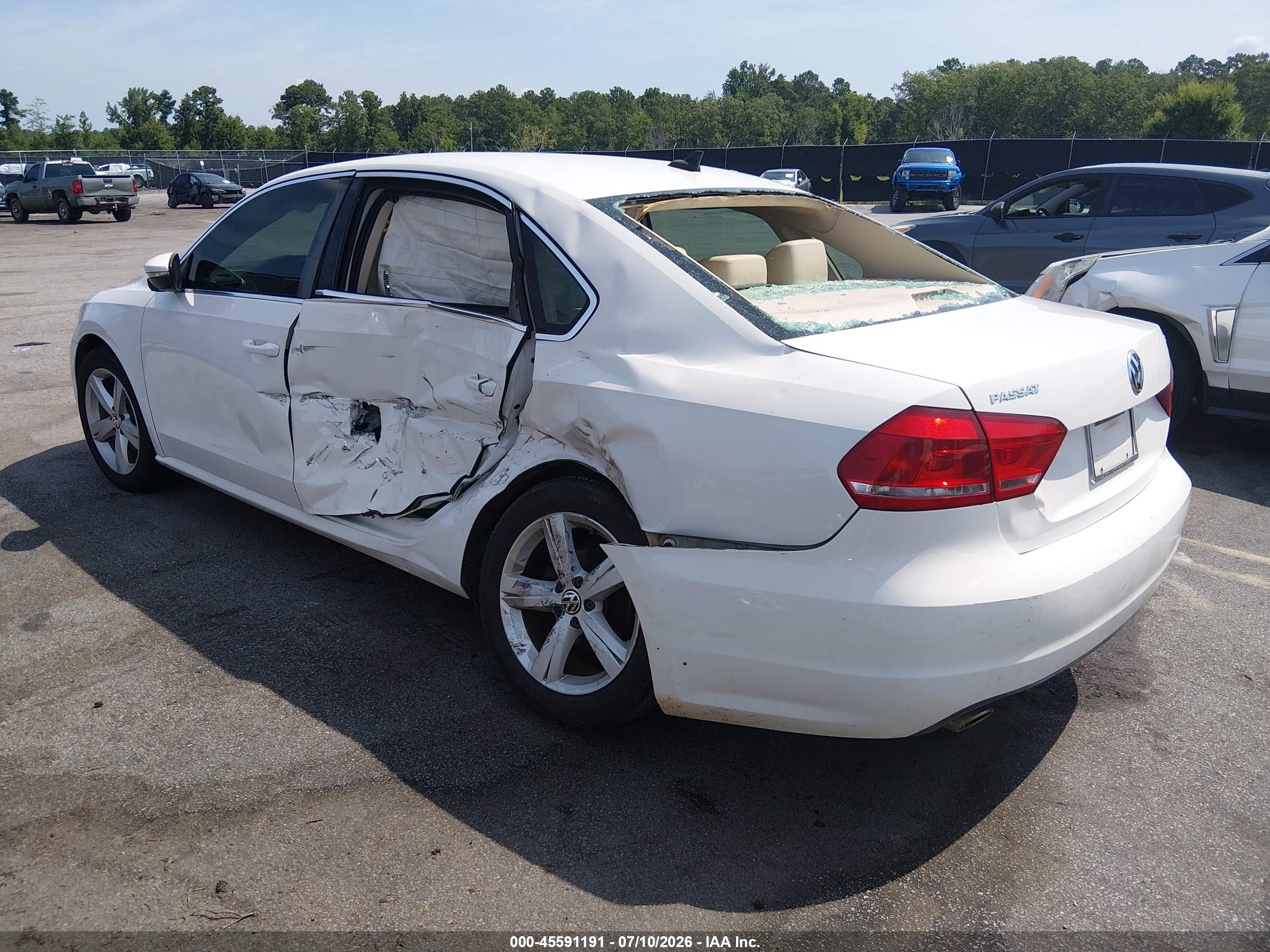 2012 Volkswagen Passat 2.5l Se White vin: 1VWBH7A35CC102560