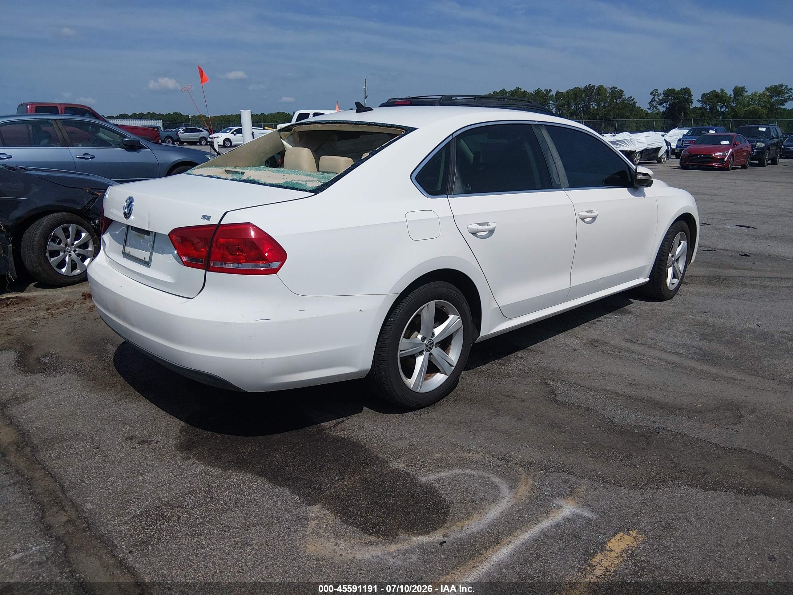 2012 Volkswagen Passat 2.5l Se White vin: 1VWBH7A35CC102560