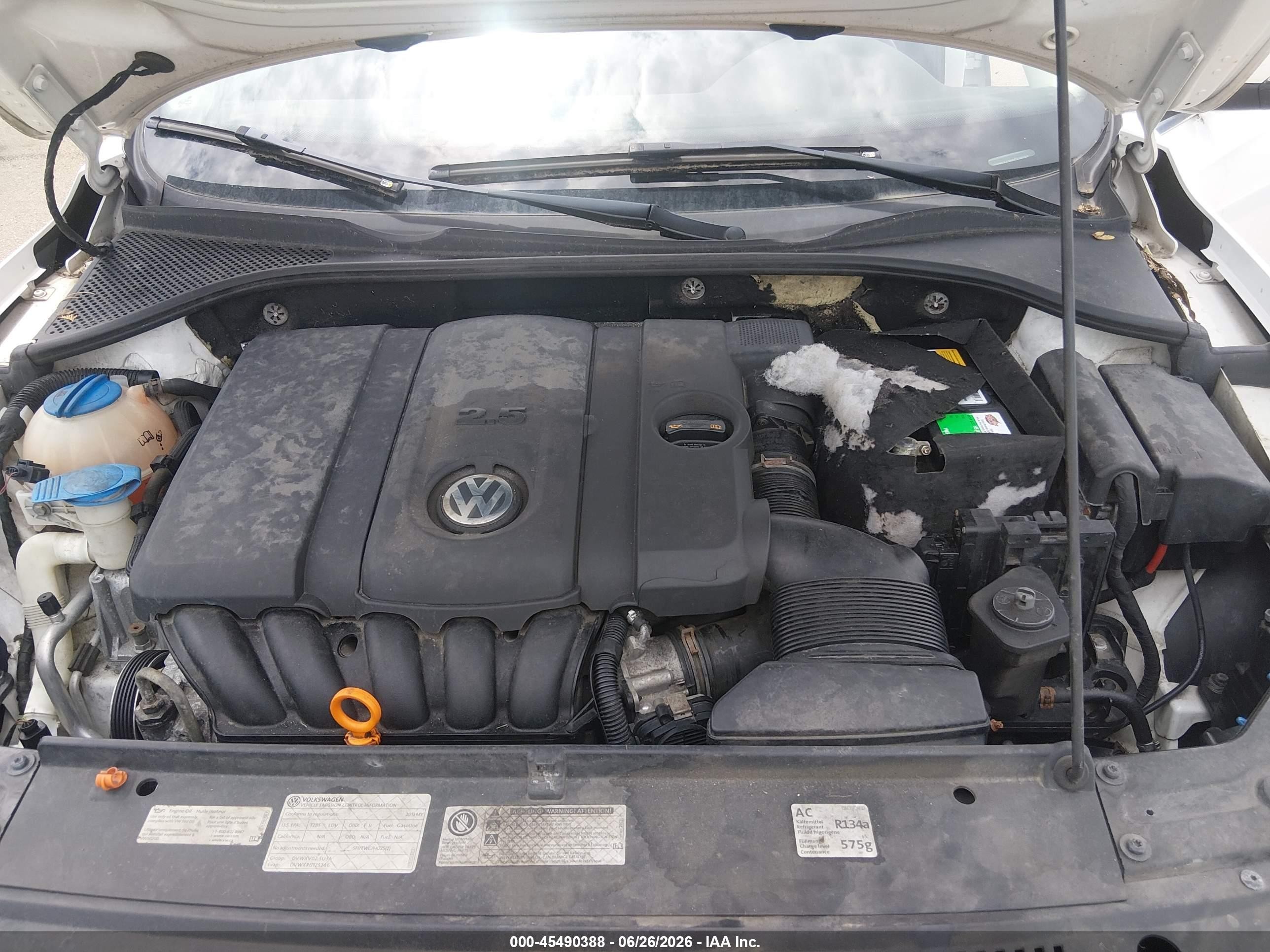 2013 Volkswagen Passat 2.5l Se White vin: 1VWBH7A35DC010060