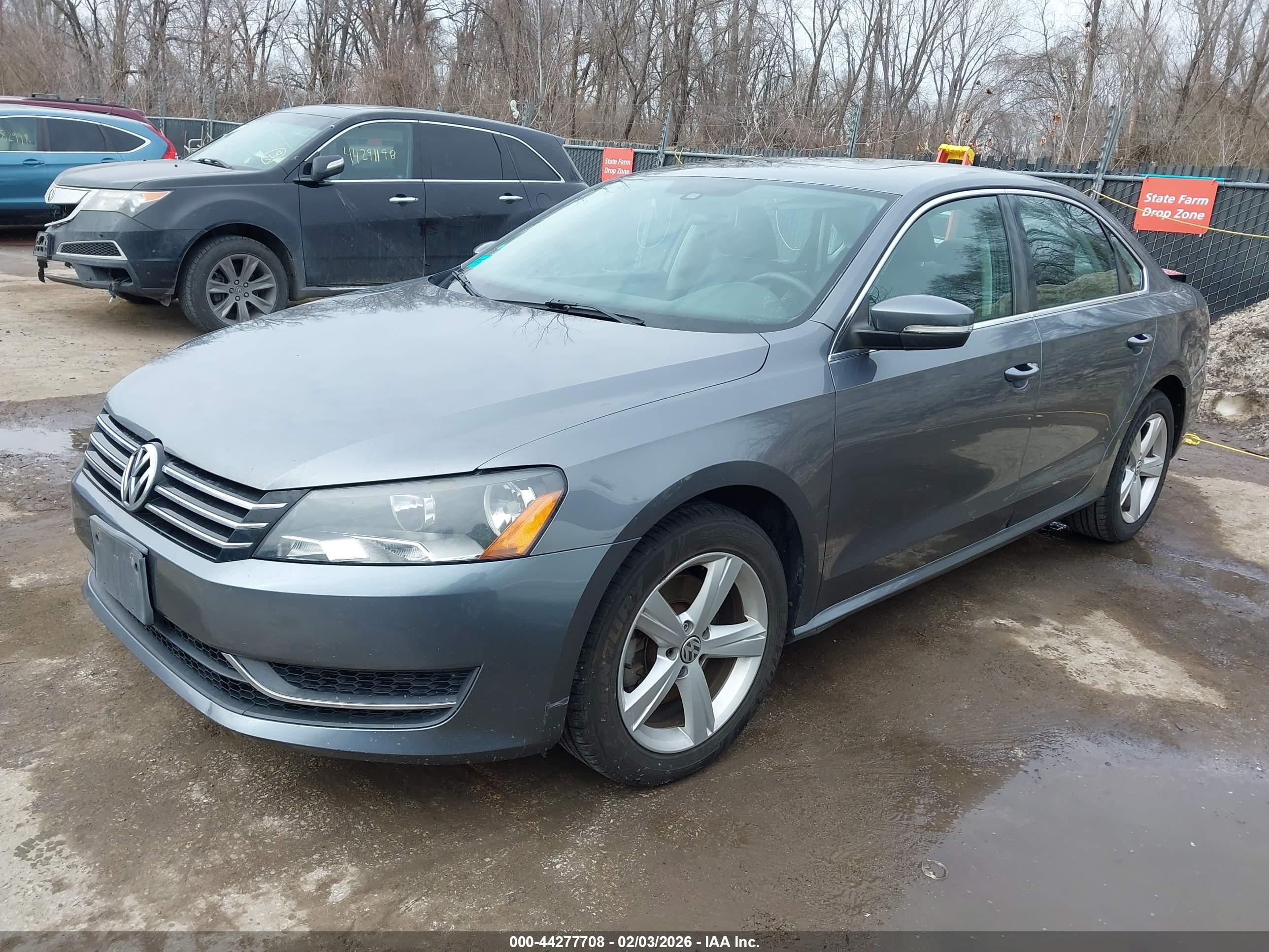 2013 Volkswagen Passat 2.5l Se Gray vin: 1VWBH7A35DC077368