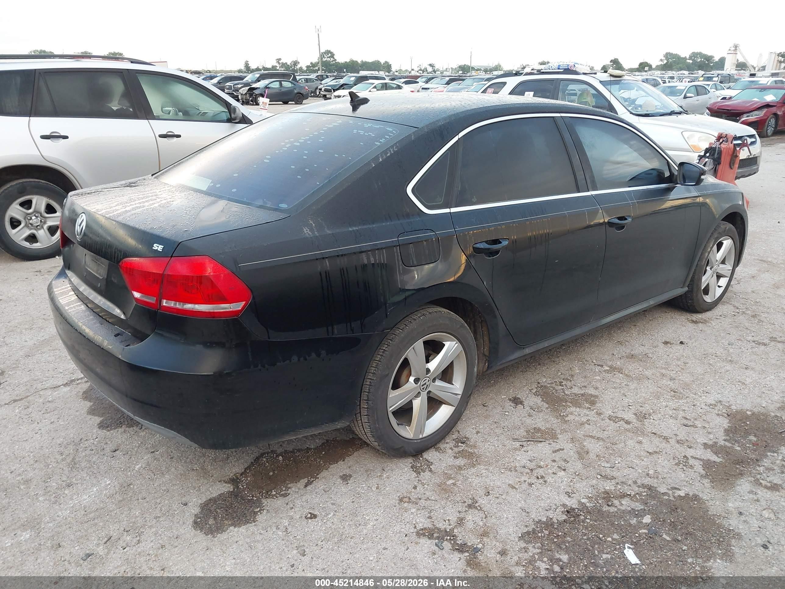 2013 Volkswagen Passat 2.5l Se Black vin: 1VWBH7A35DC078908