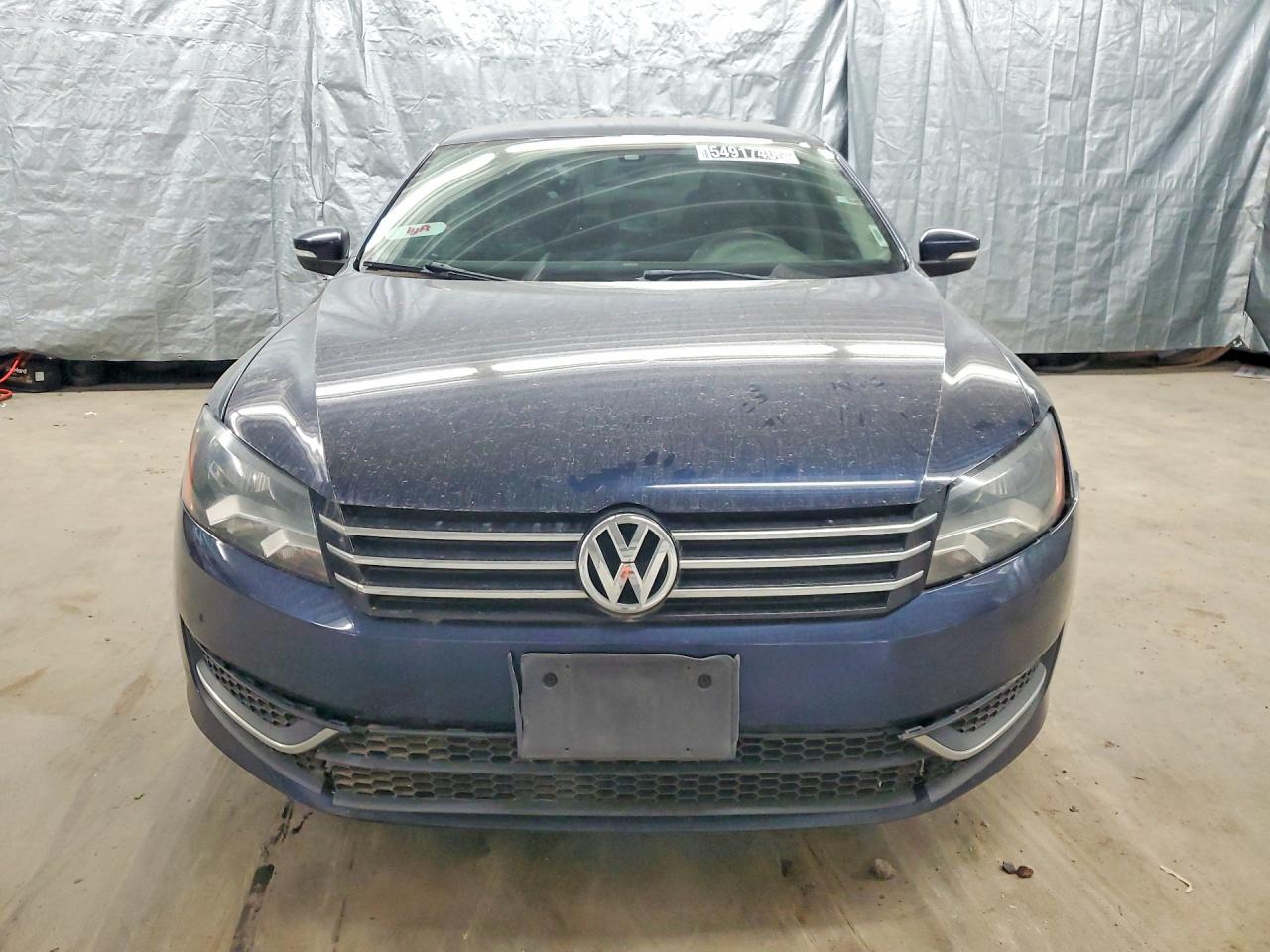 2013 Volkswagen Passat Se Blue vin: 1VWBH7A35DC086927