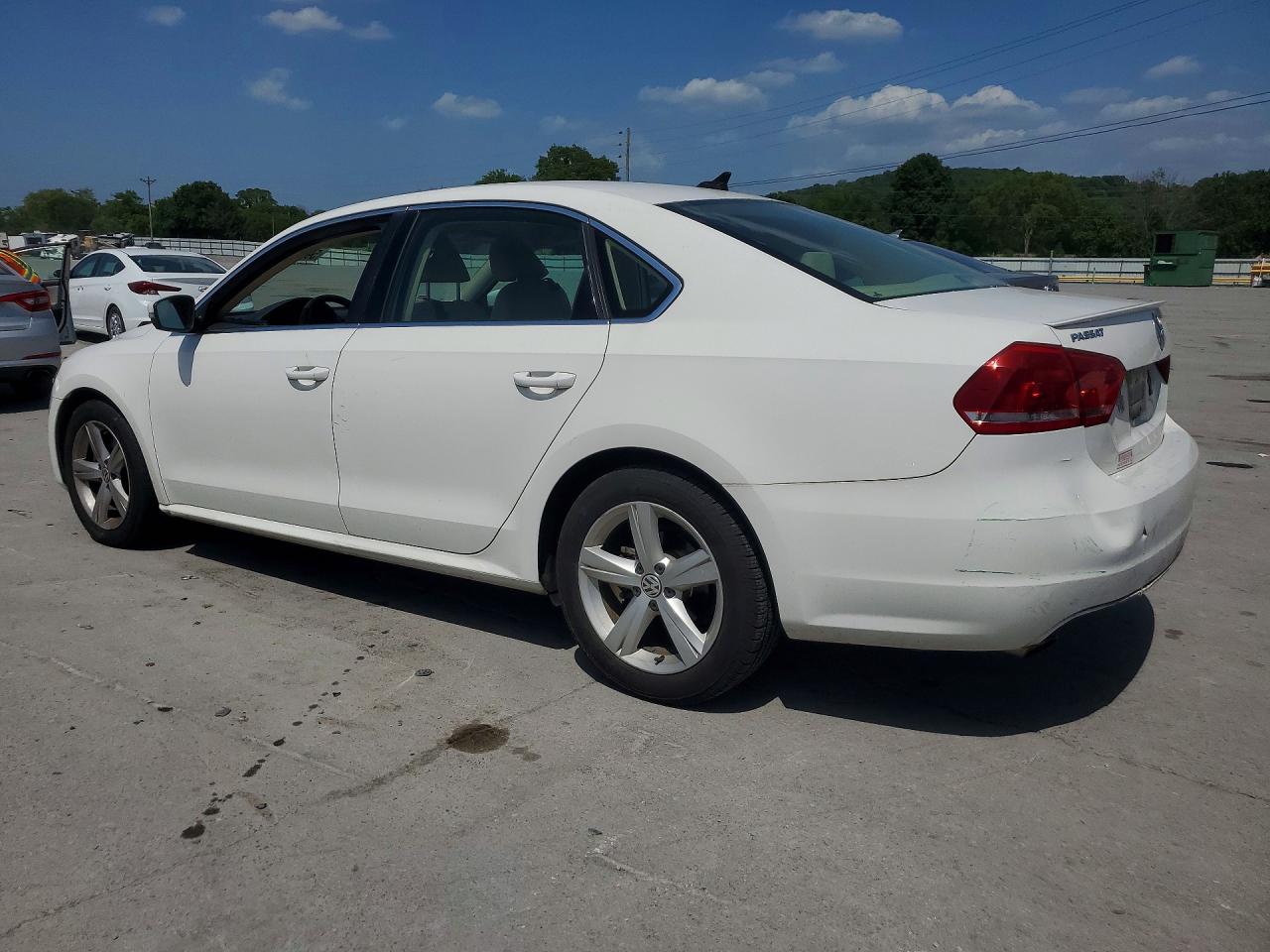 2013 Volkswagen Passat Se Белый vin: 1VWBH7A35DC119683