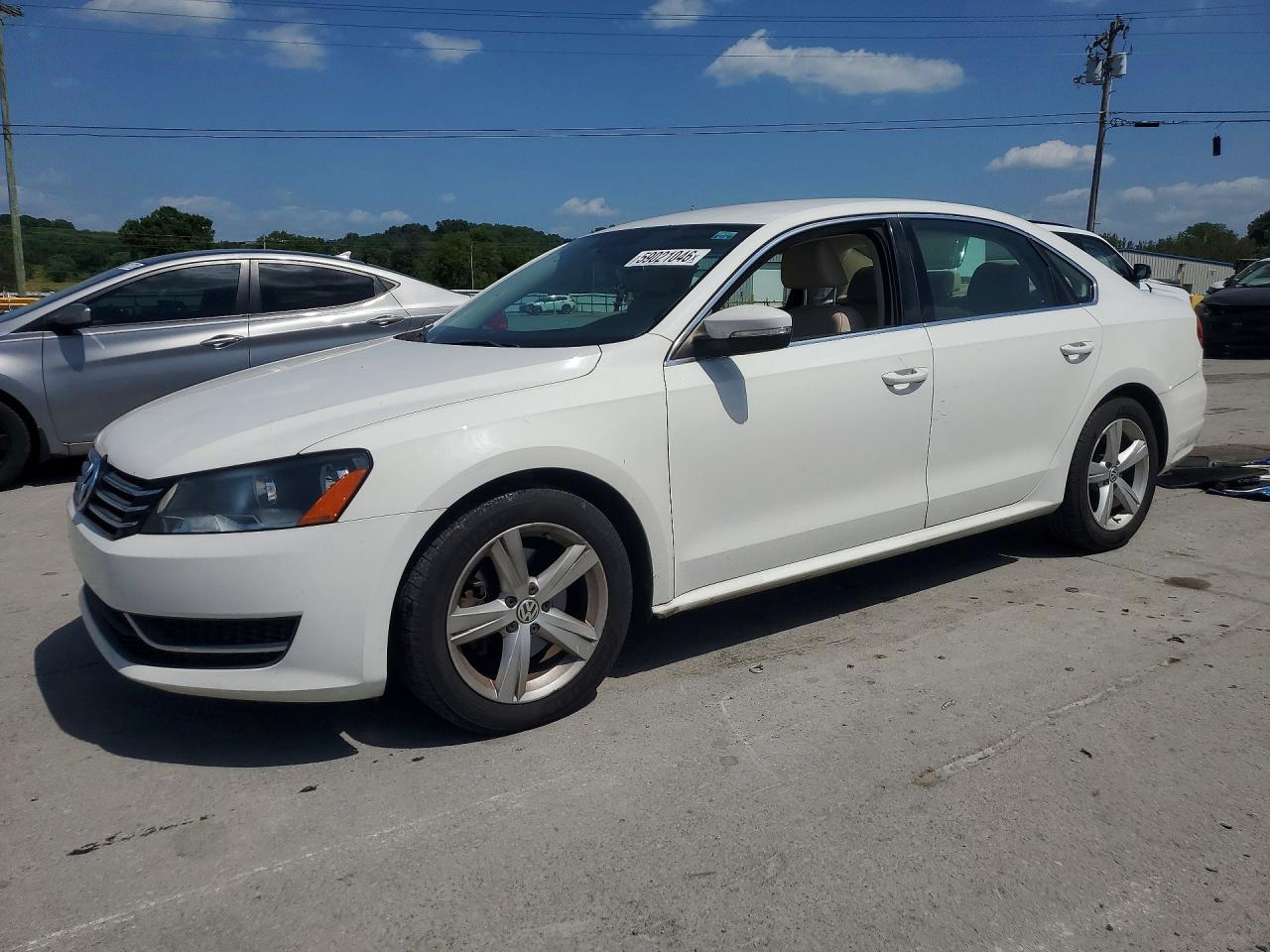 2013 Volkswagen Passat Se White vin: 1VWBH7A35DC119683