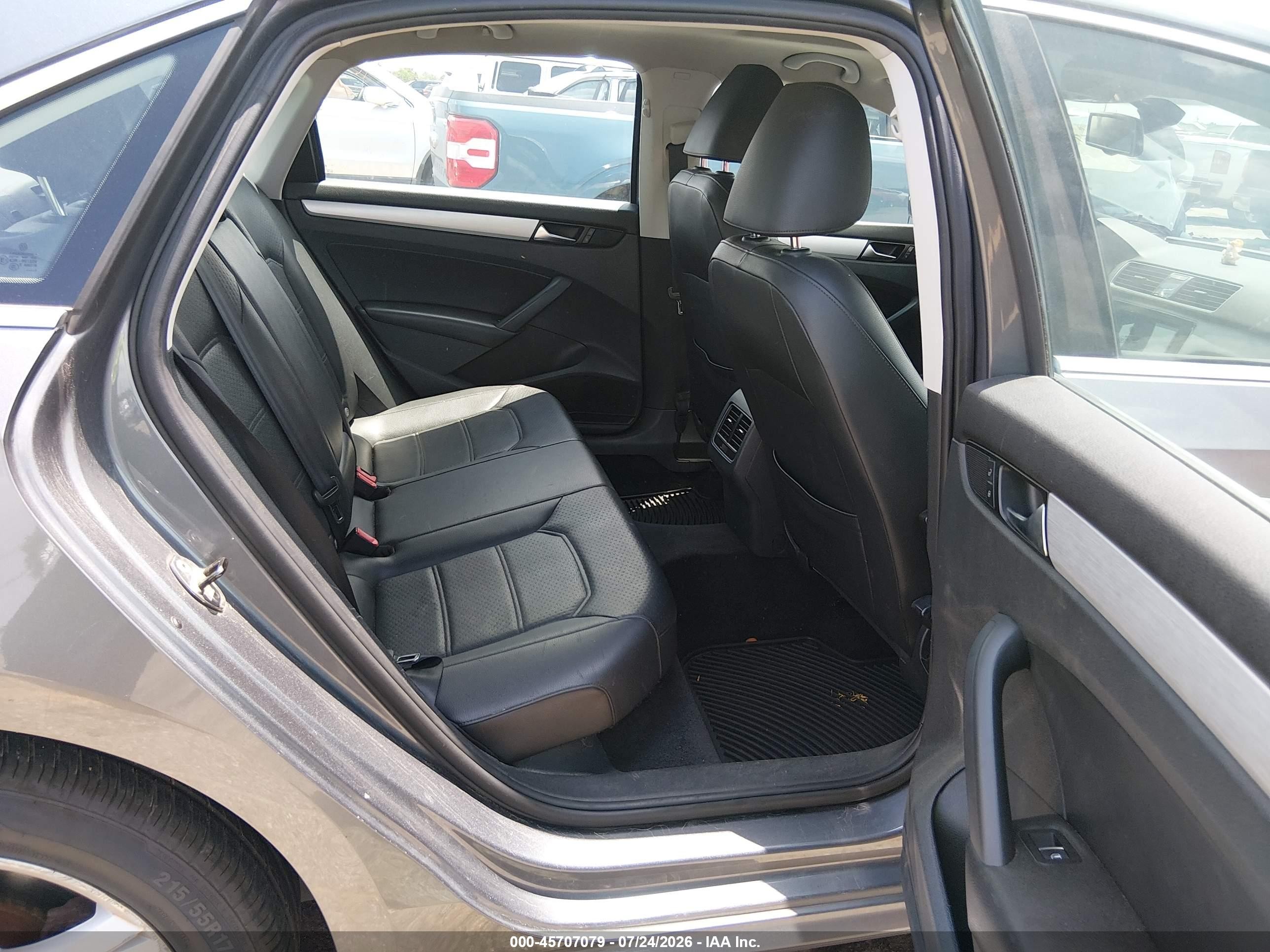 2013 Volkswagen Passat 2.5l Se Gray vin: 1VWBH7A35DC128044