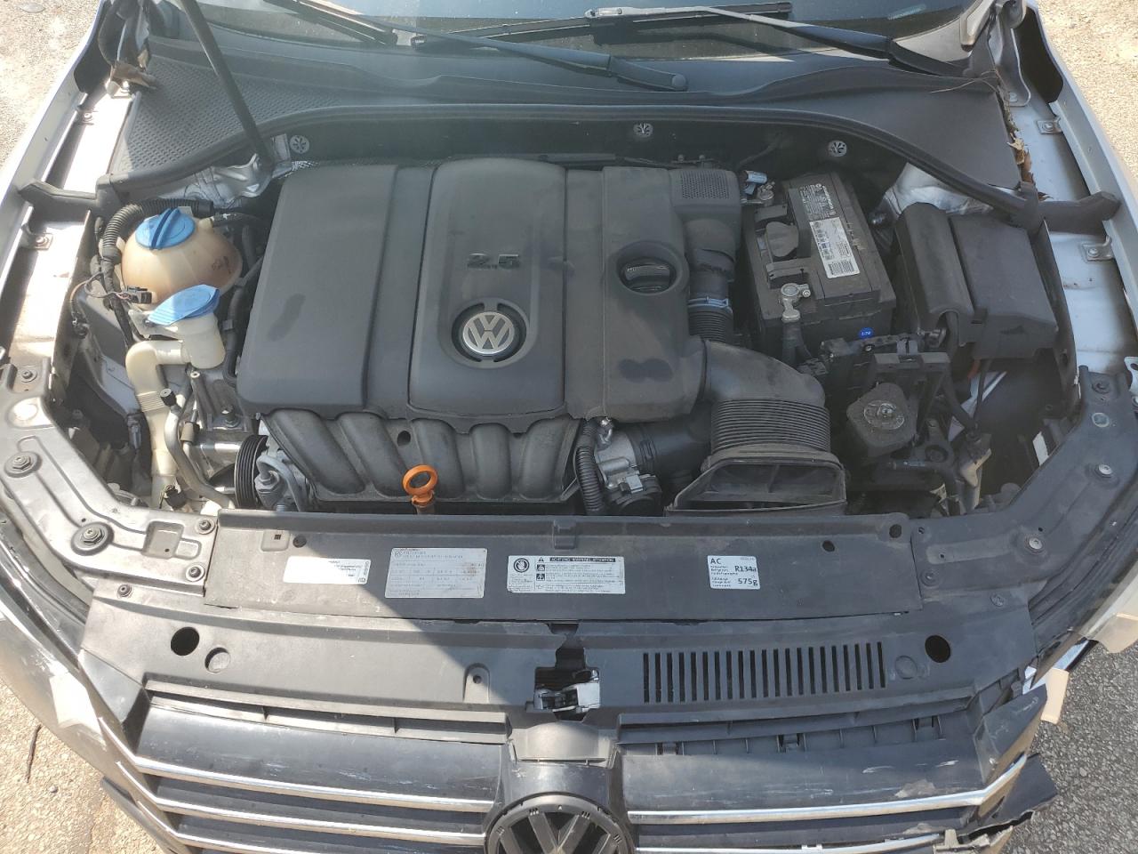 2013 Volkswagen Passat Se Silver vin: 1VWBH7A35DC131154