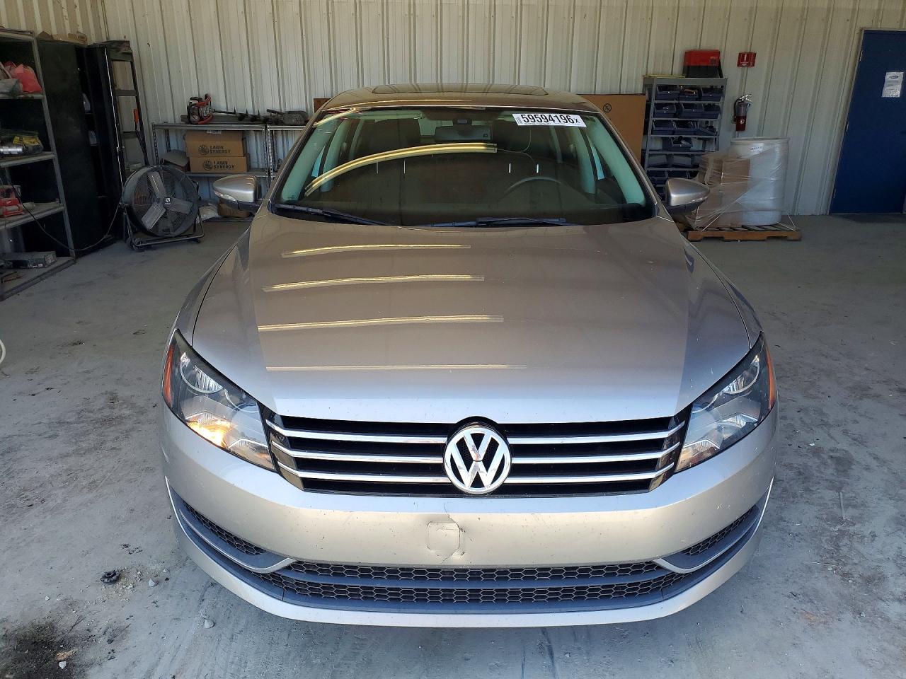 2012 Volkswagen Passat Se Silver vin: 1VWBH7A36CC049366