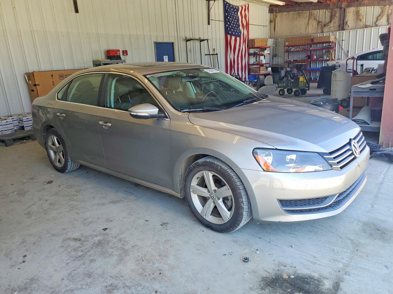 2012 Volkswagen Passat Se Silver vin: 1VWBH7A36CC049366