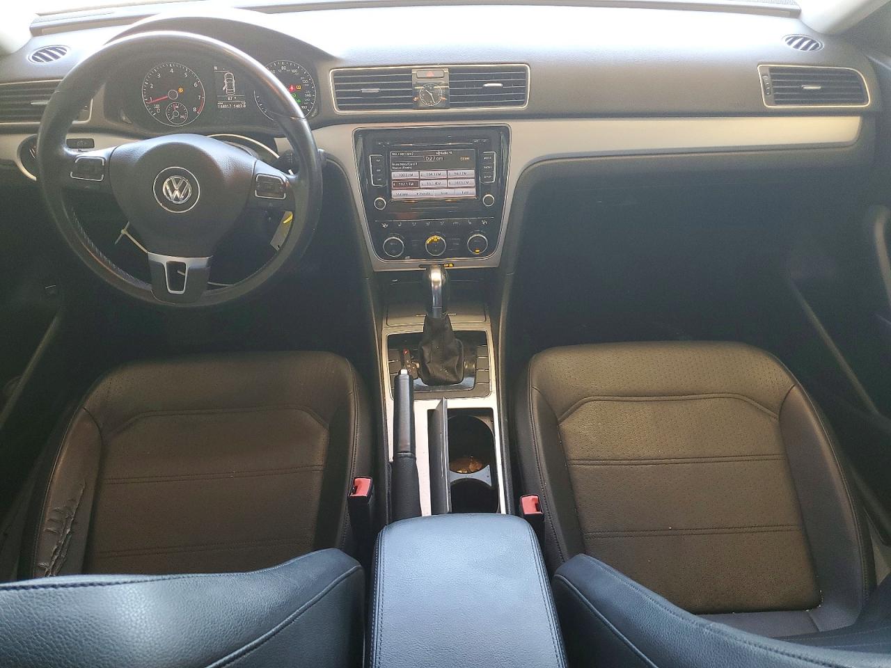 2012 Volkswagen Passat Se Silver vin: 1VWBH7A36CC049366
