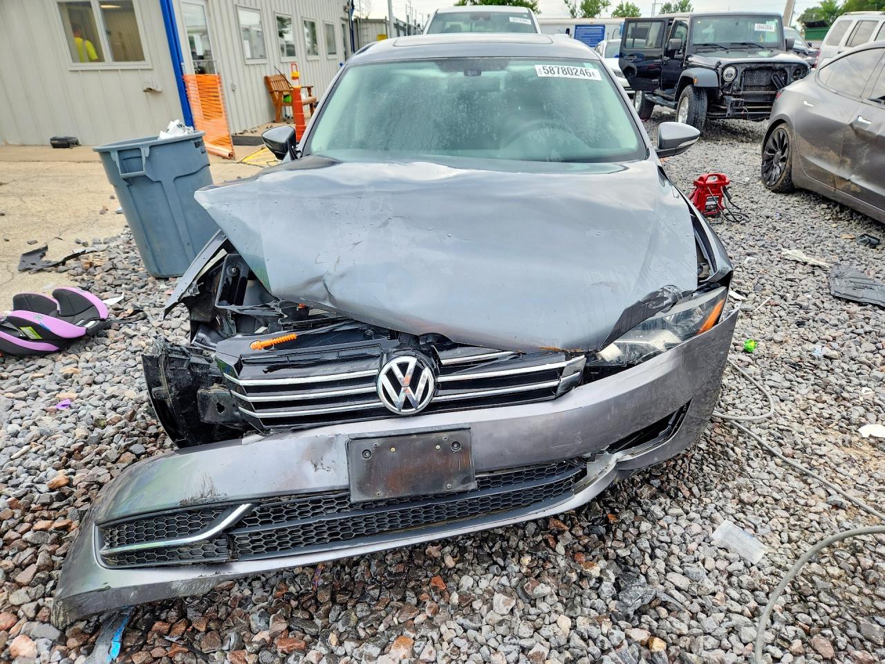 2012 Volkswagen Passat Se Gray vin: 1VWBH7A36CC049402
