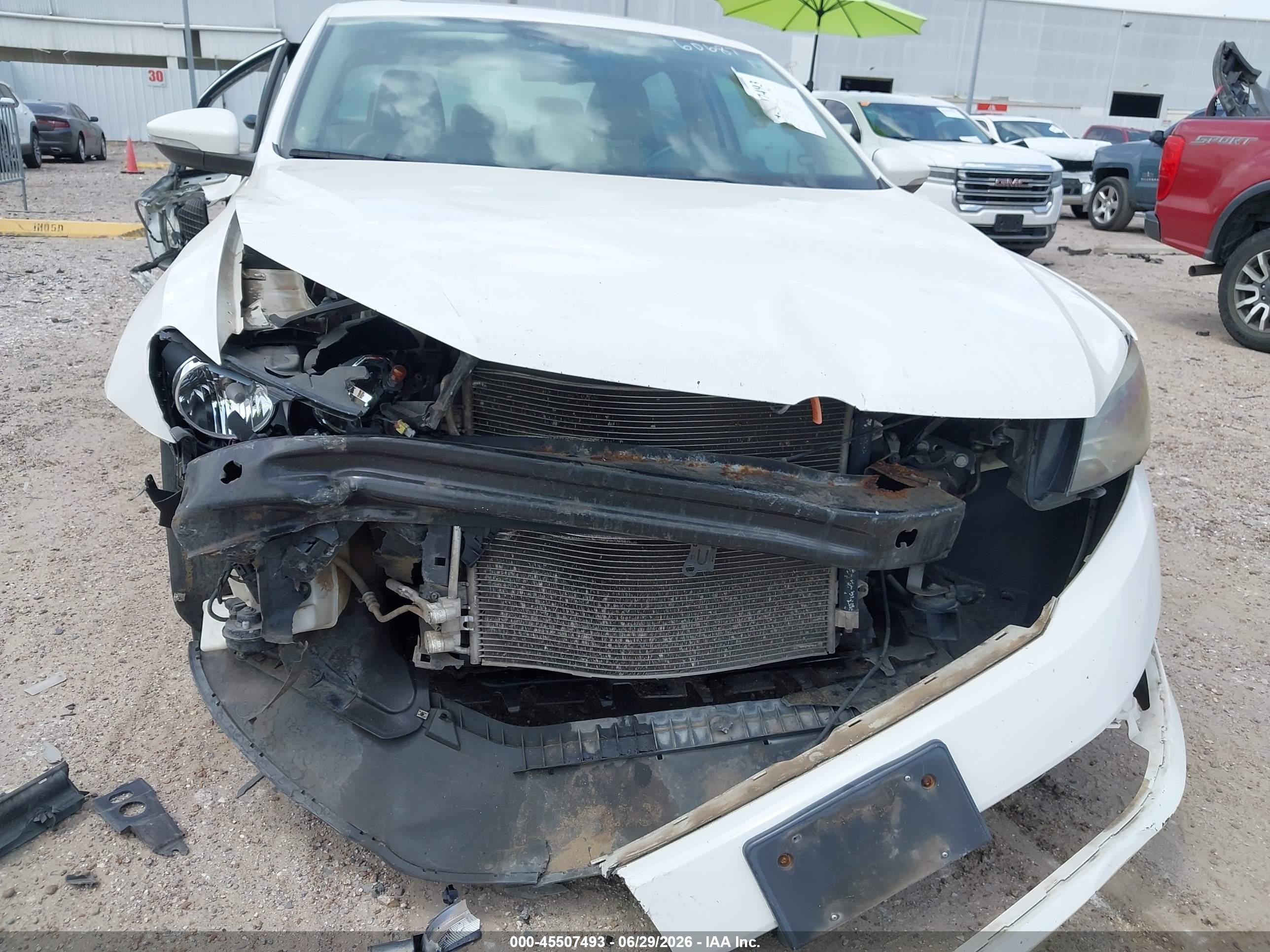 2012 Volkswagen Passat 2.5l Se Белый vin: 1VWBH7A36CC101739
