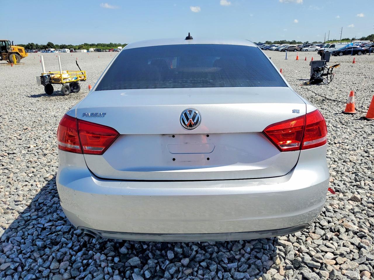 2013 Volkswagen Passat Se Silver vin: 1VWBH7A36DC000900