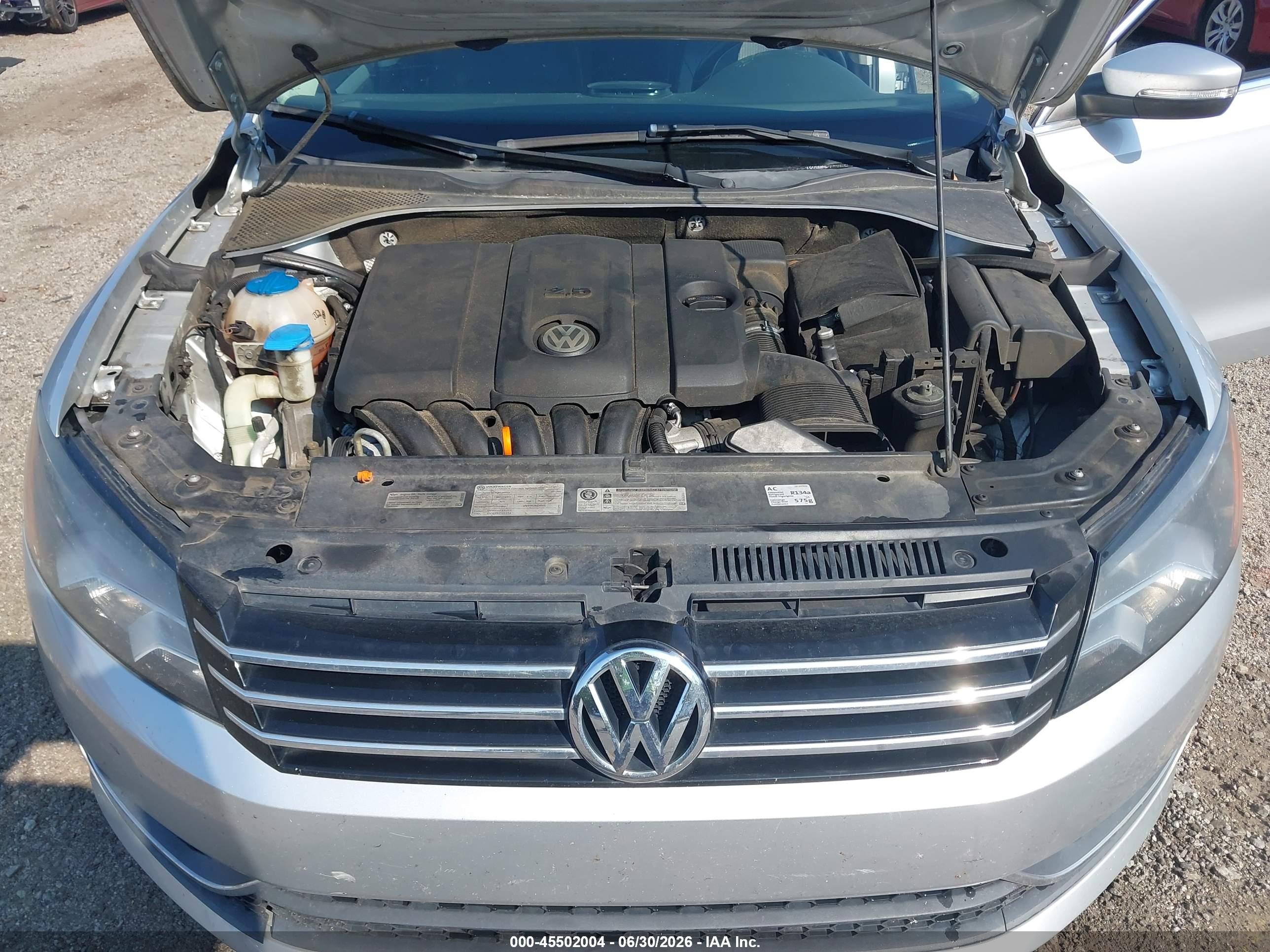 2013 Volkswagen Passat 2.5l Se Серебряный vin: 1VWBH7A36DC005983