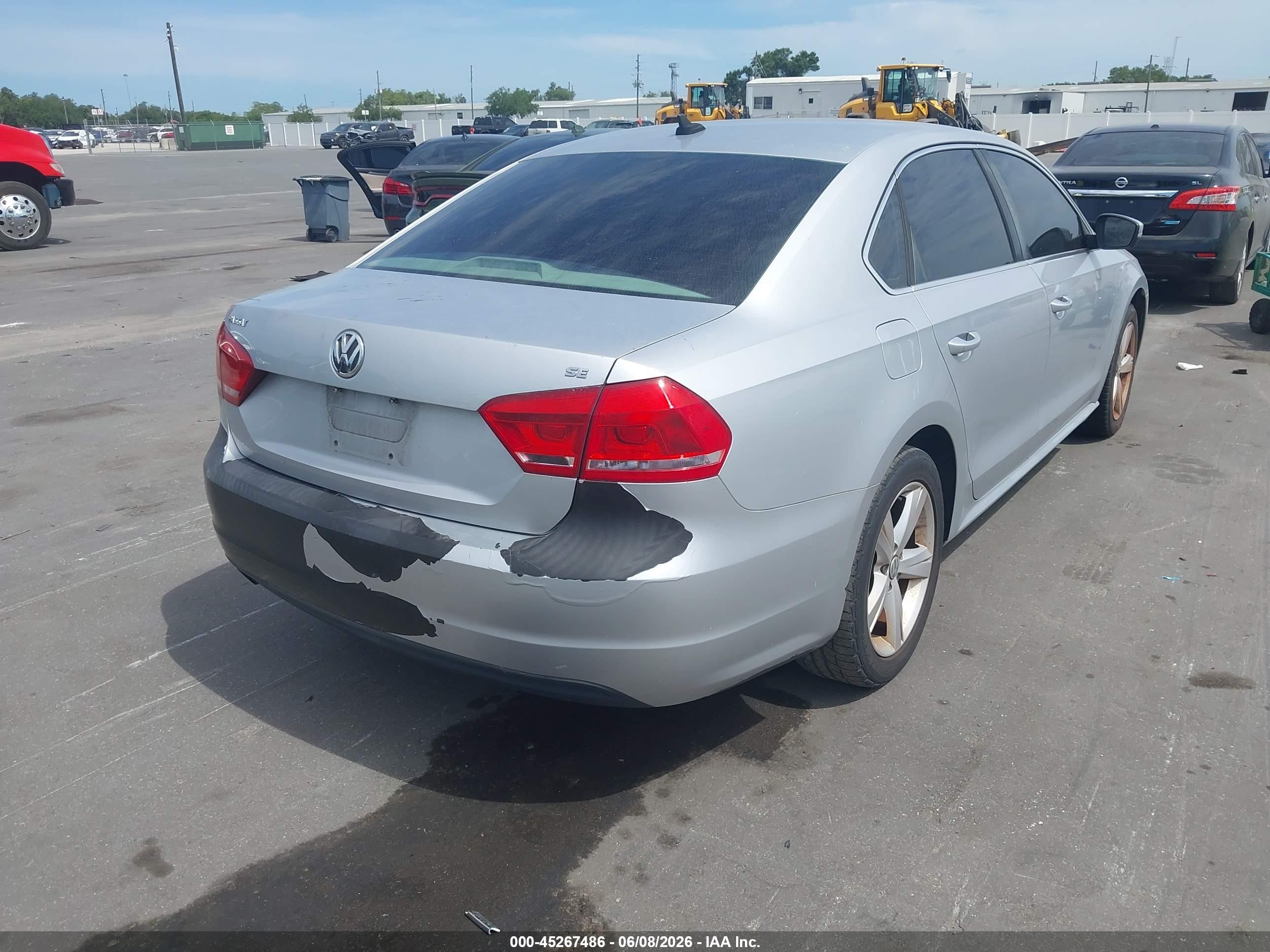 2013 Volkswagen Passat 2.5l Se Silver vin: 1VWBH7A36DC105064