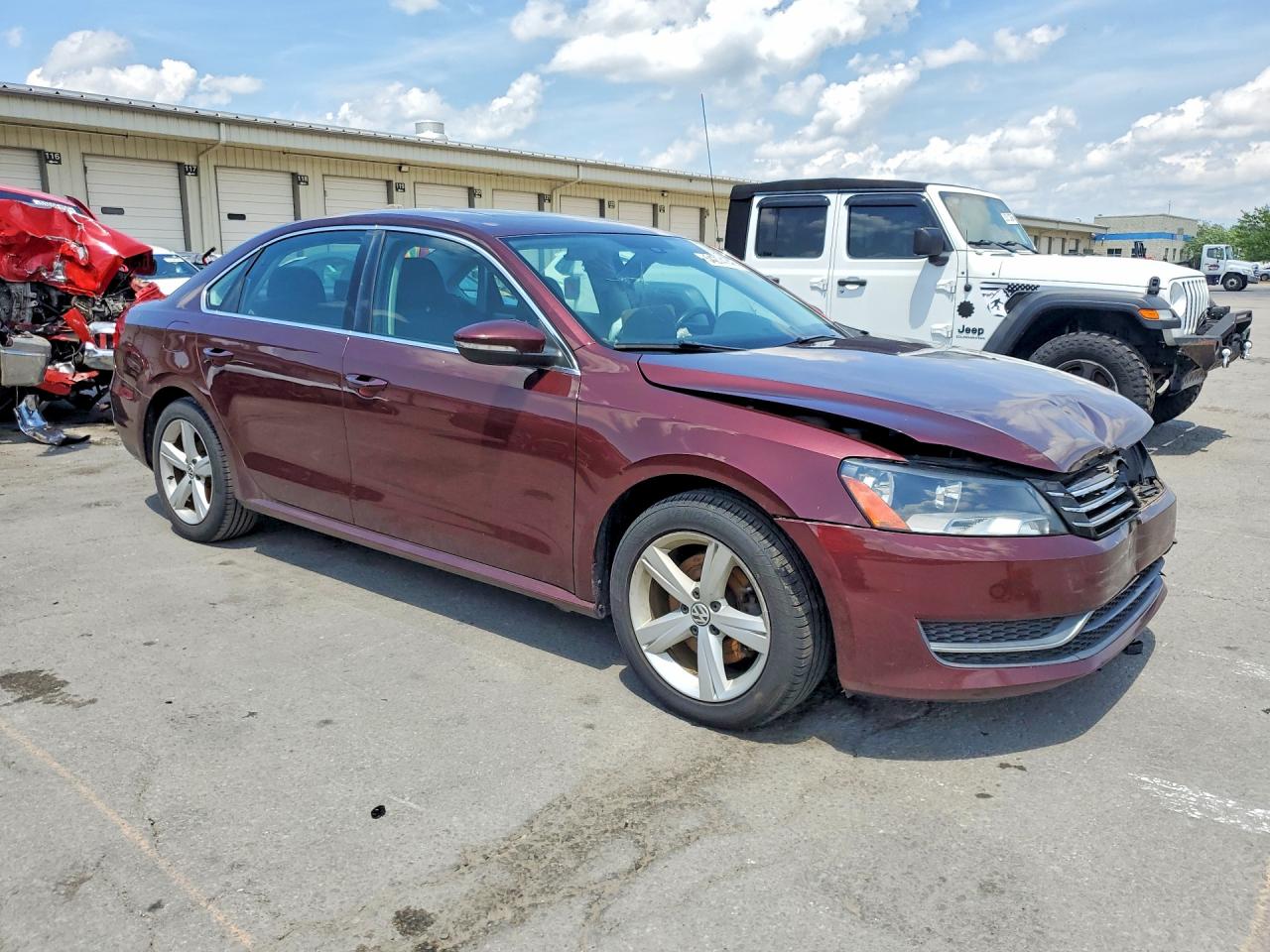 2012 Volkswagen Passat Бордовый vin: 1VWBH7A37CC021141