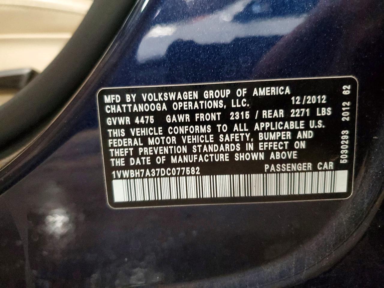 2013 Volkswagen Passat Se Blue vin: 1VWBH7A37DC077582