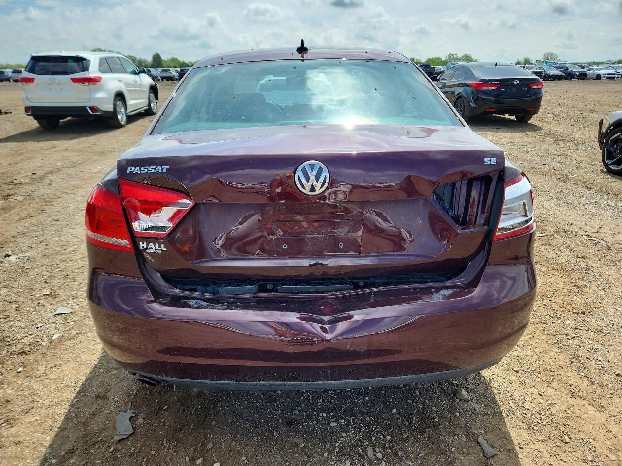 2013 Volkswagen Passat Se Brown vin: 1VWBH7A37DC091126