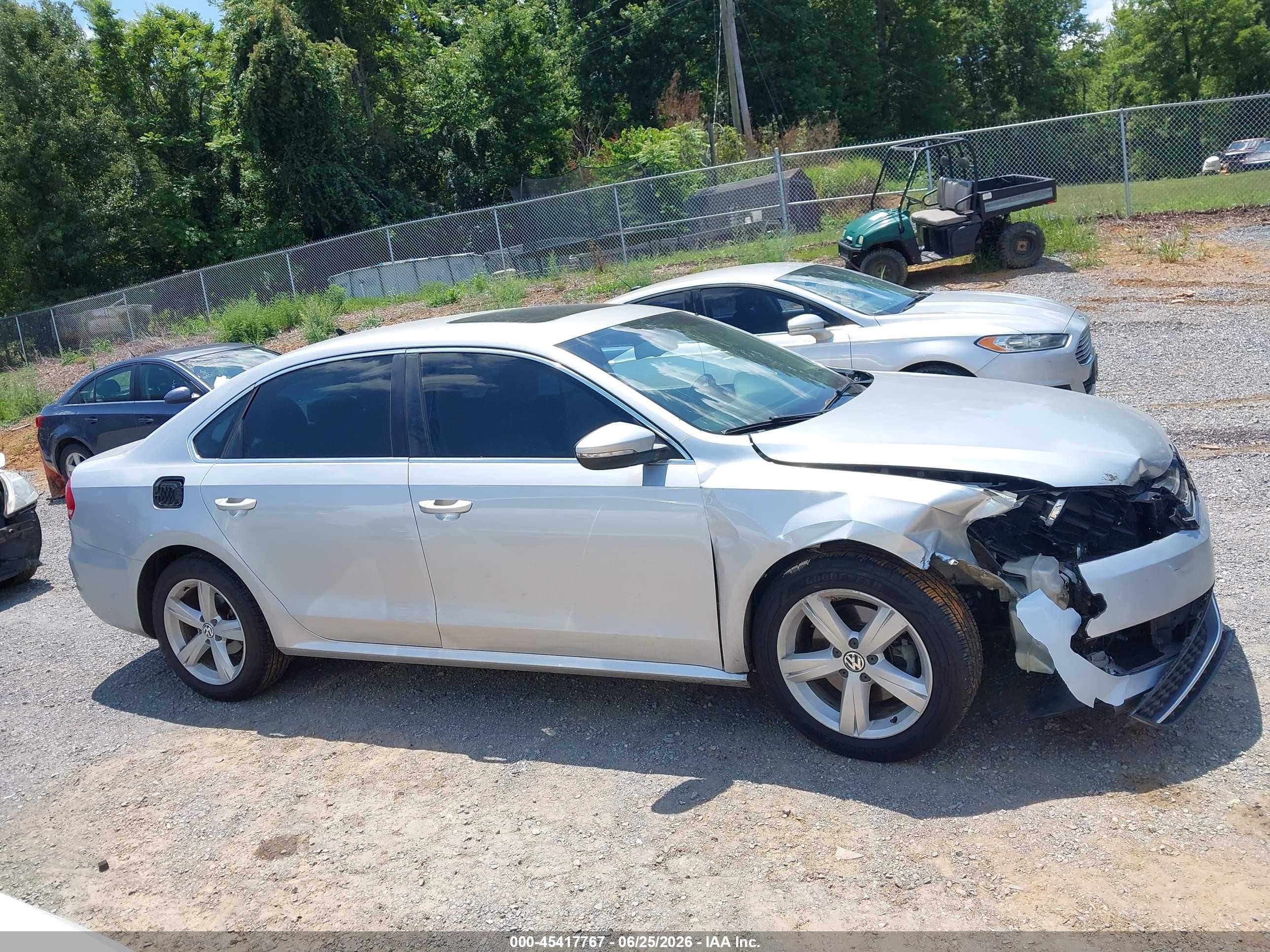 2012 Volkswagen Passat 2.5l Se Silver vin: 1VWBH7A38CC060675