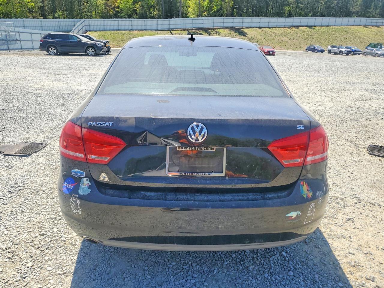2012 Volkswagen Passat Se Черный vin: 1VWBH7A38CC072616