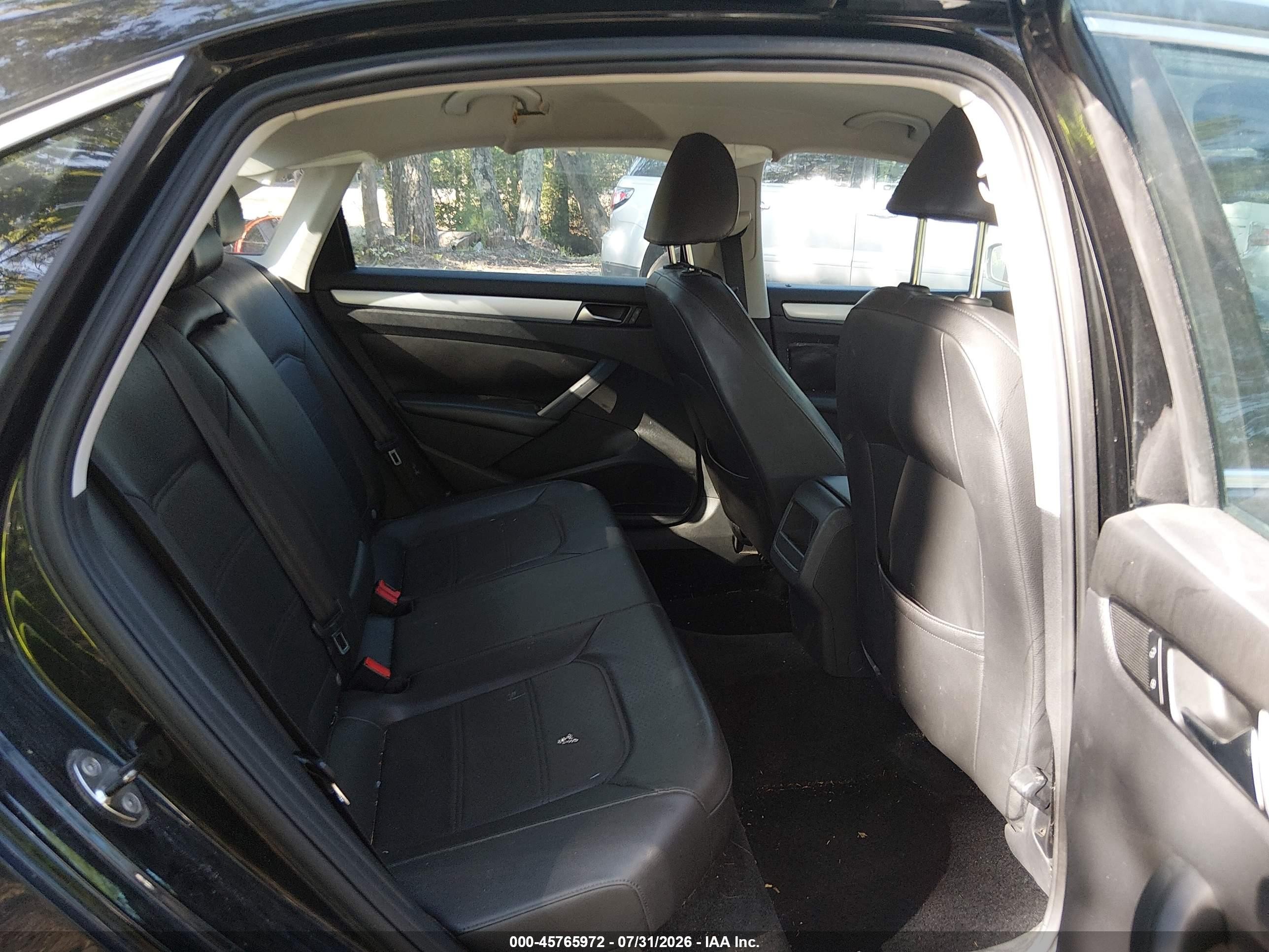 2012 Volkswagen Passat 2.5l Se Black vin: 1VWBH7A38CC075628
