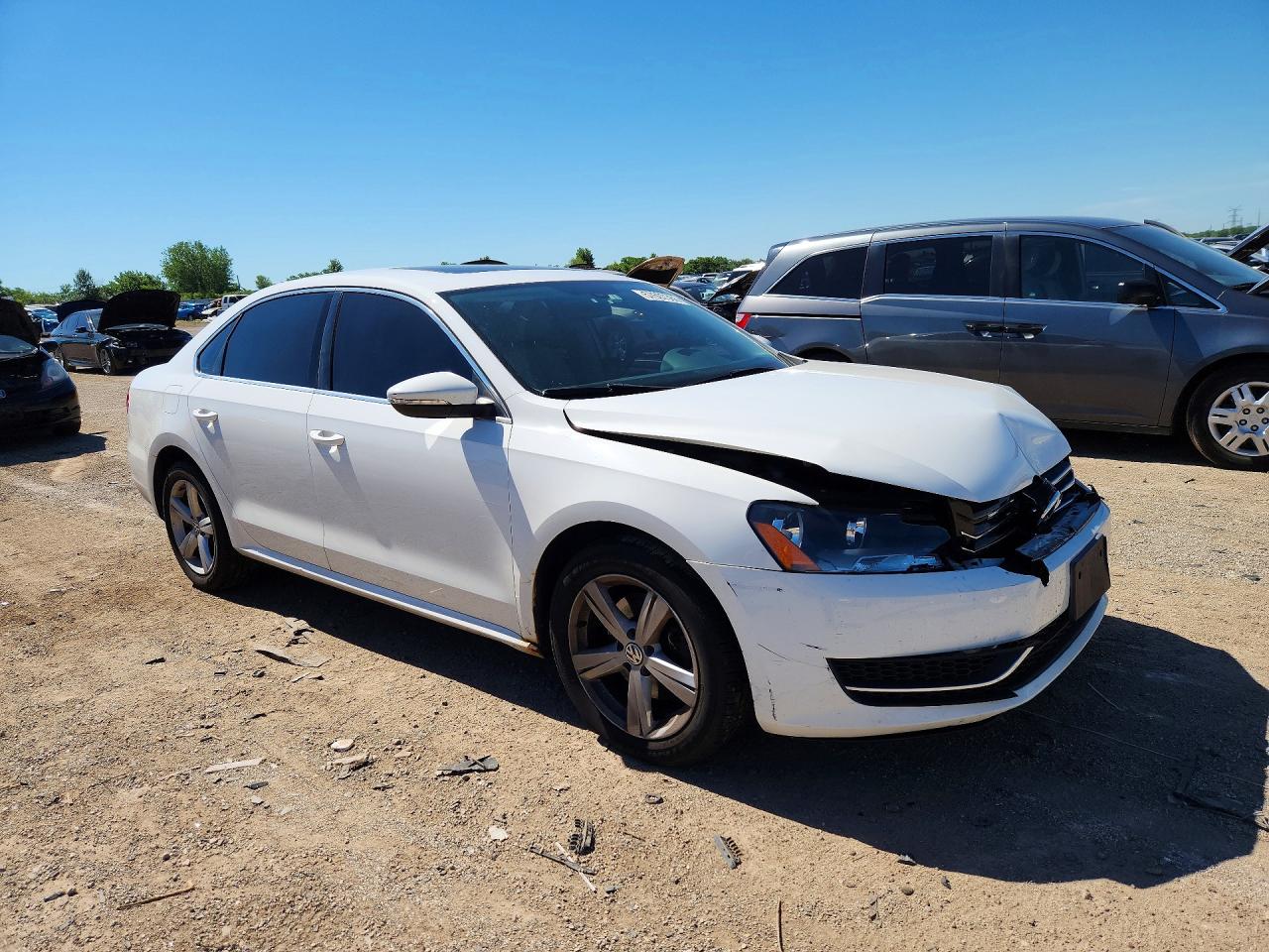 2012 Volkswagen Passat Se White vin: 1VWBH7A38CC088623