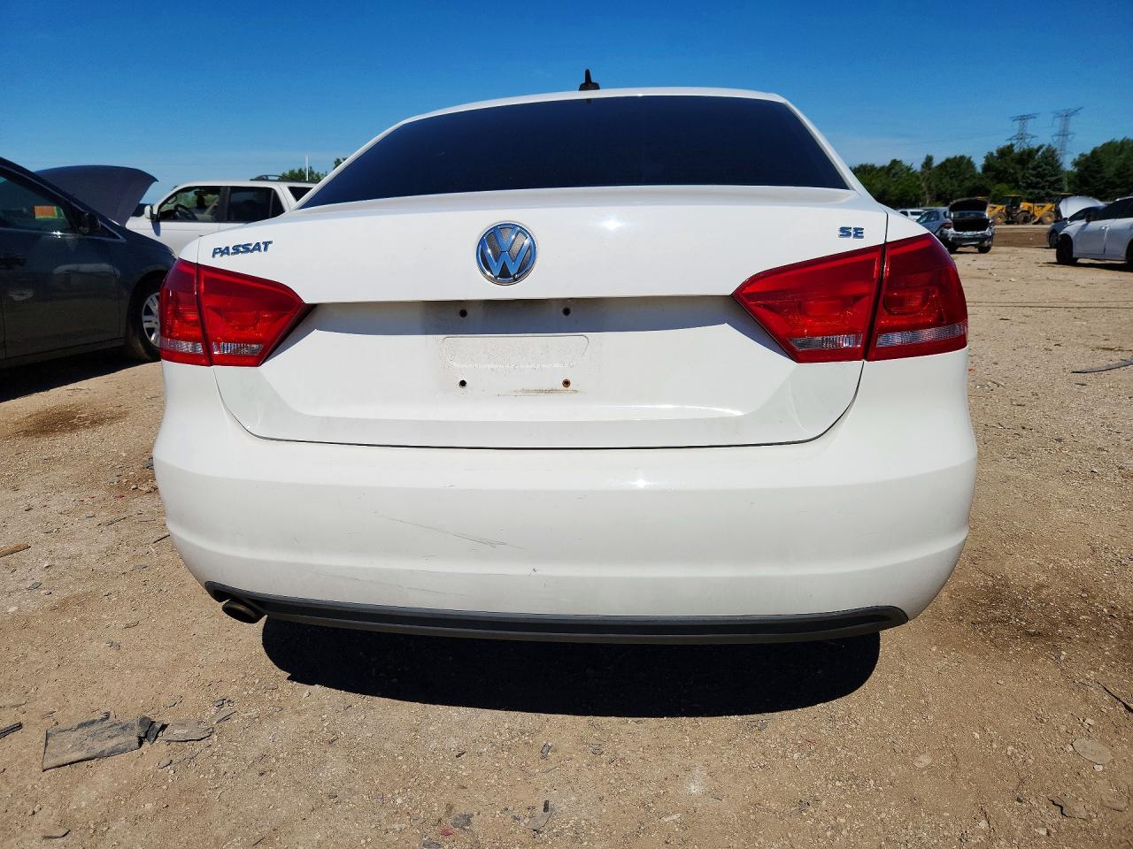 2012 Volkswagen Passat Se White vin: 1VWBH7A38CC088623